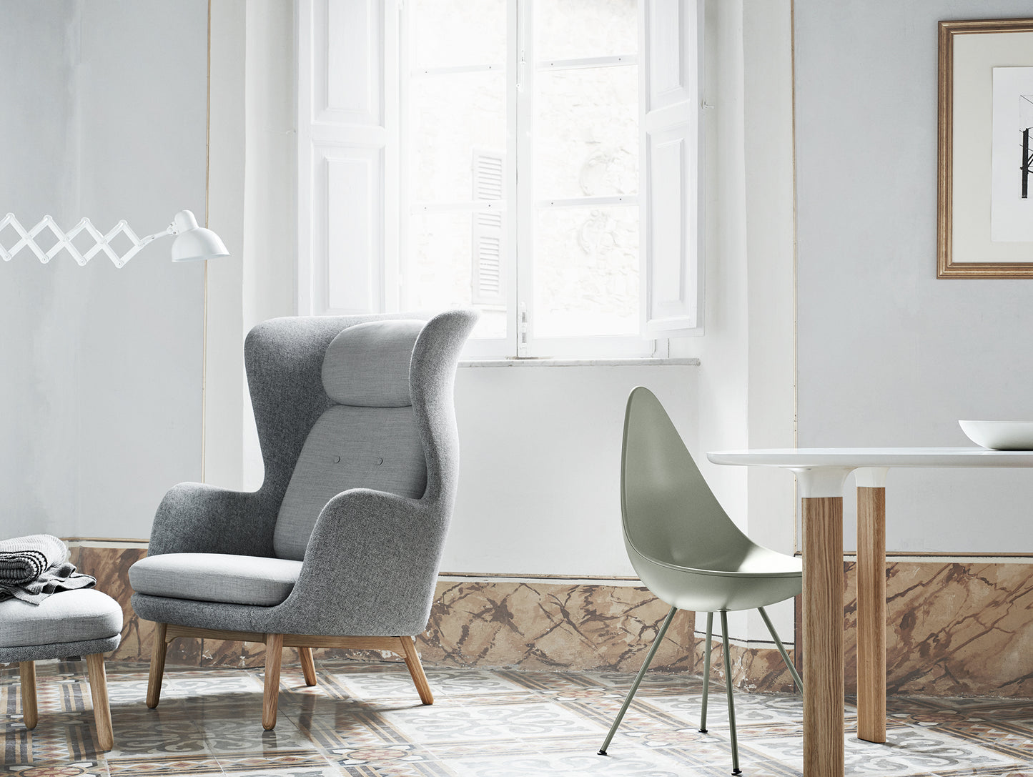 Ro Lounge Chair - Mixed Upholstery