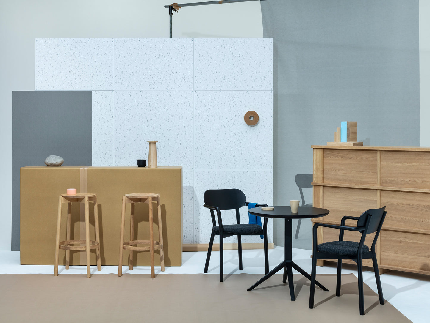 Castor Barstool by Karimoku New Standard