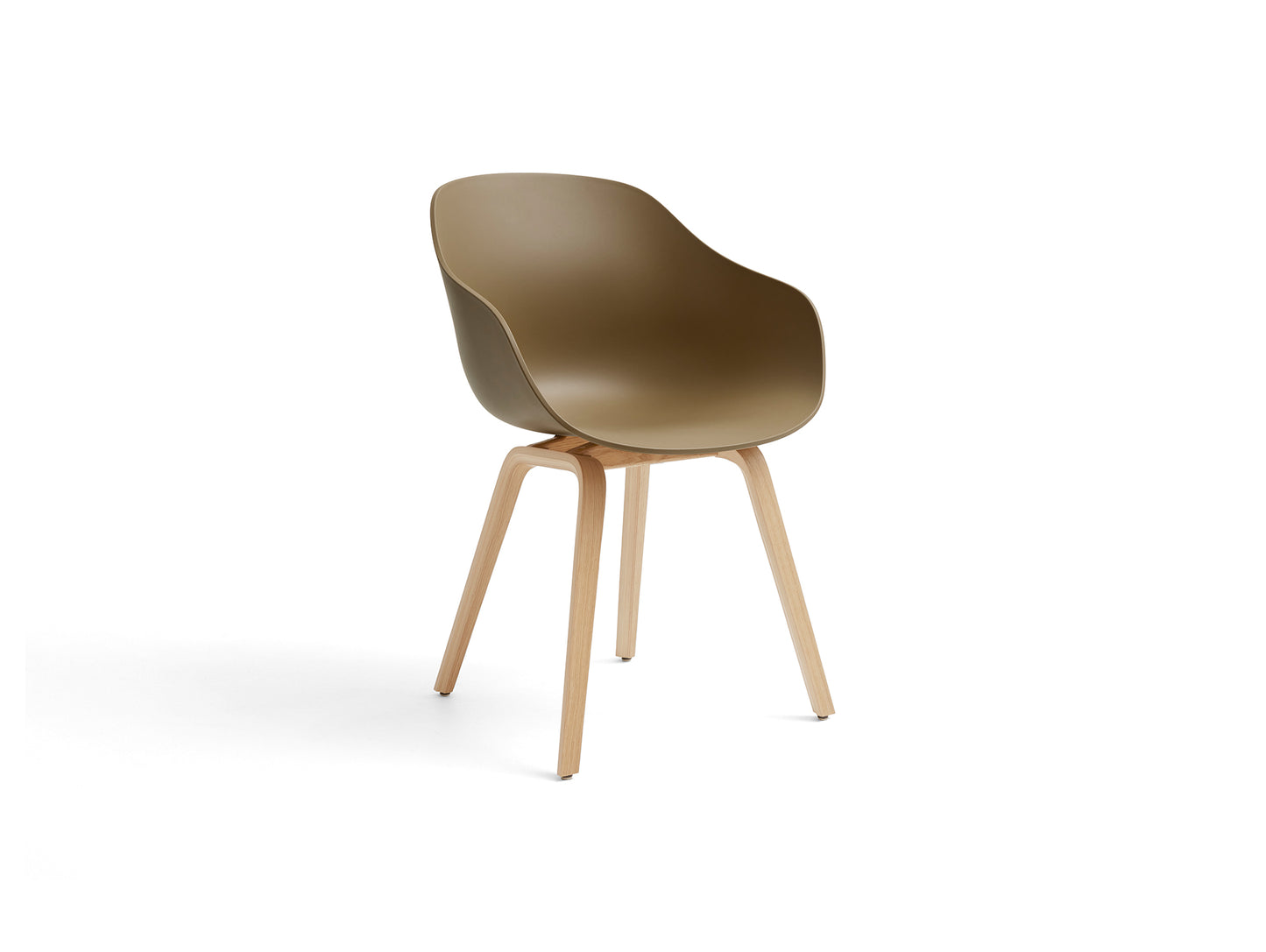 About A Chair AAC 222 - New Colours by HAY / Clay Shell / Lacquered Oak Base