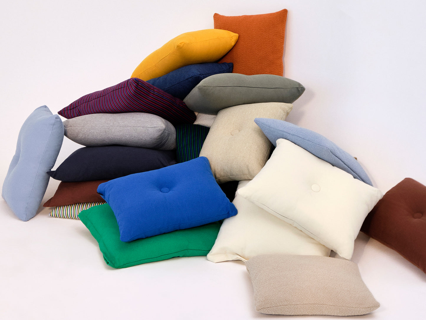 Dot Cushion