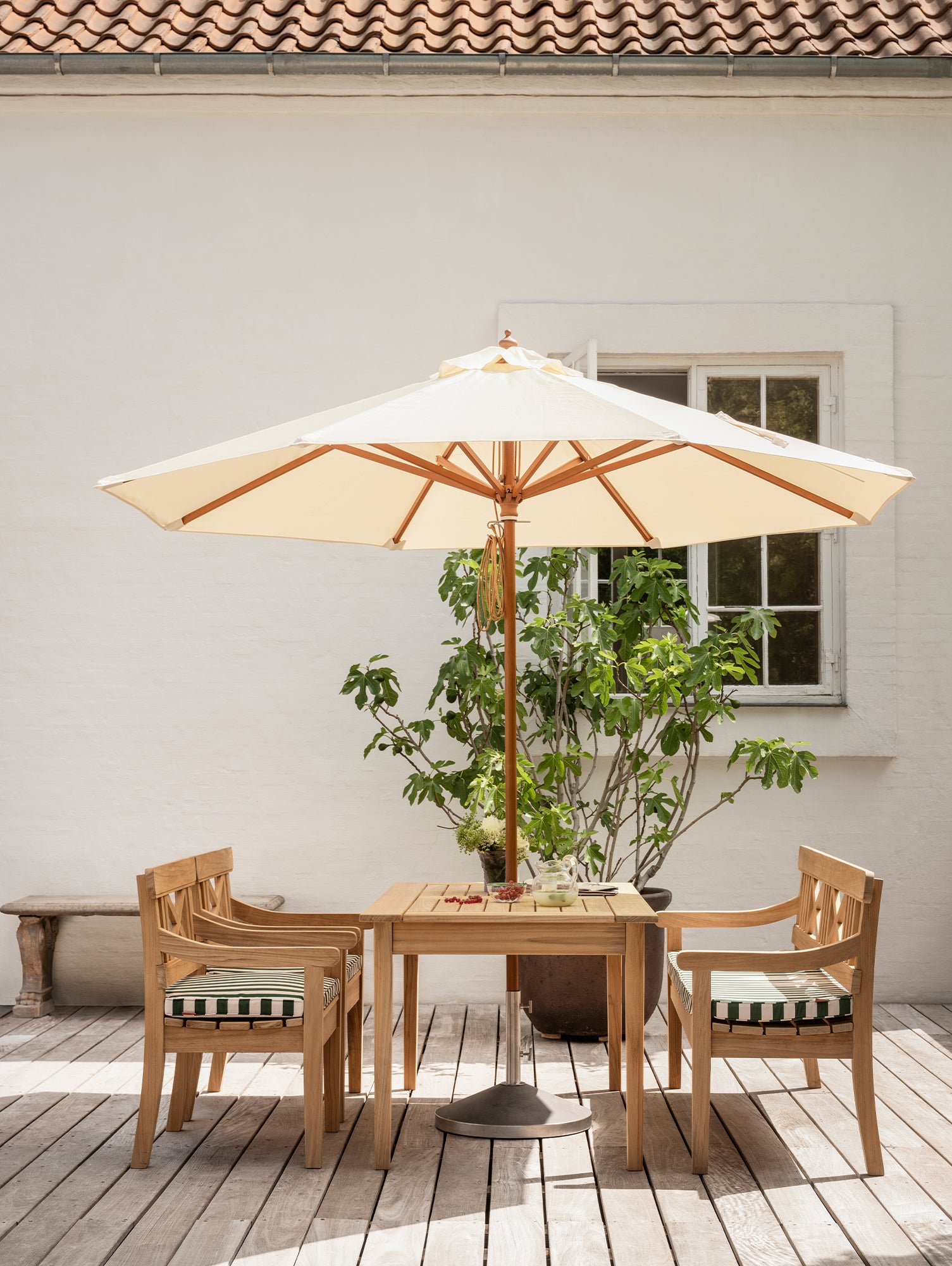Capri Umbrella Foot by Fritz Hansen