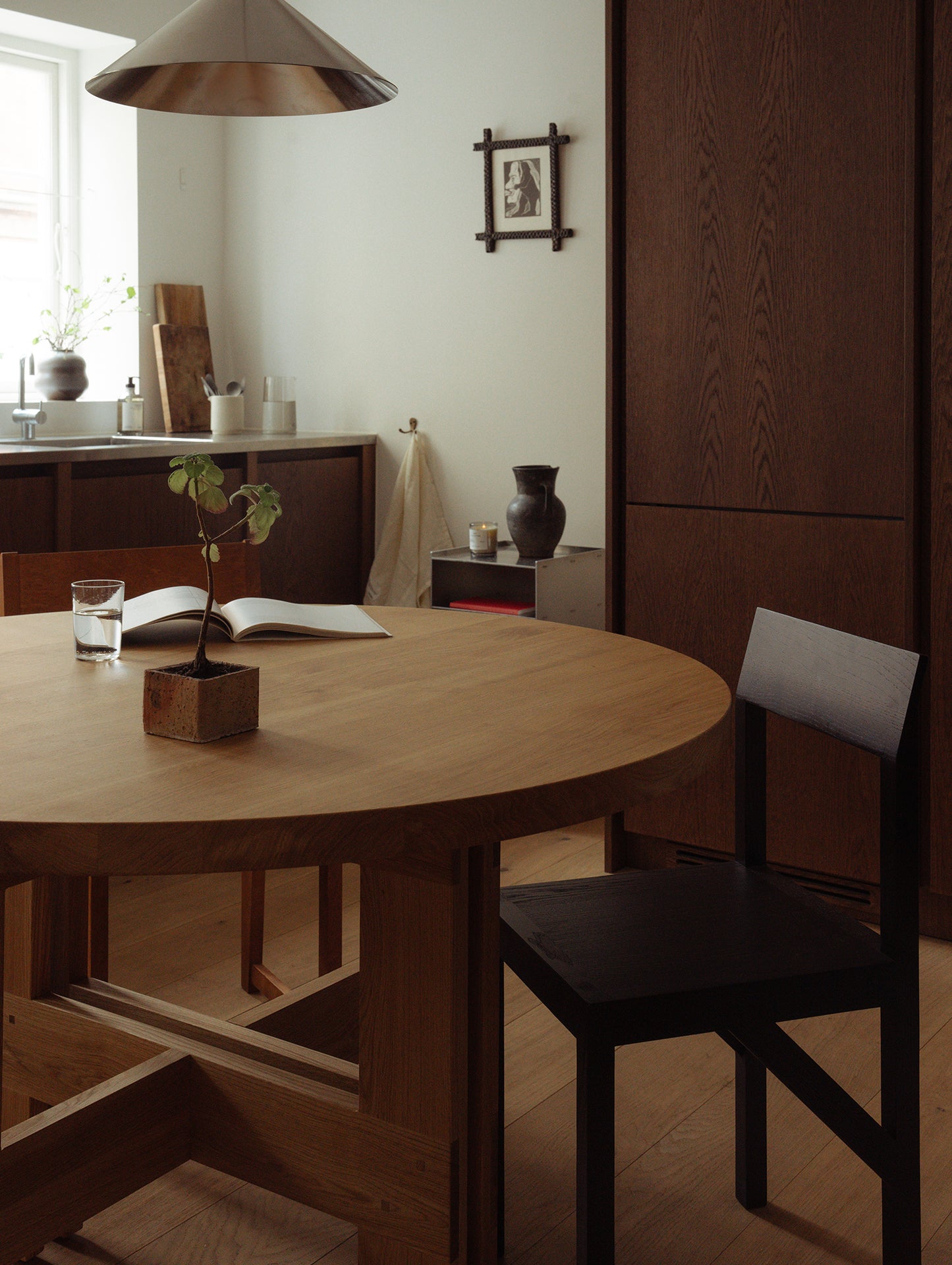Bracket Chair