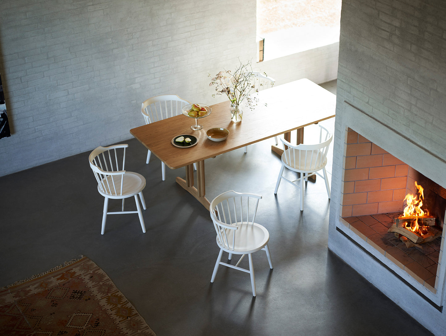 C64 Shaker Extendable Dining Table