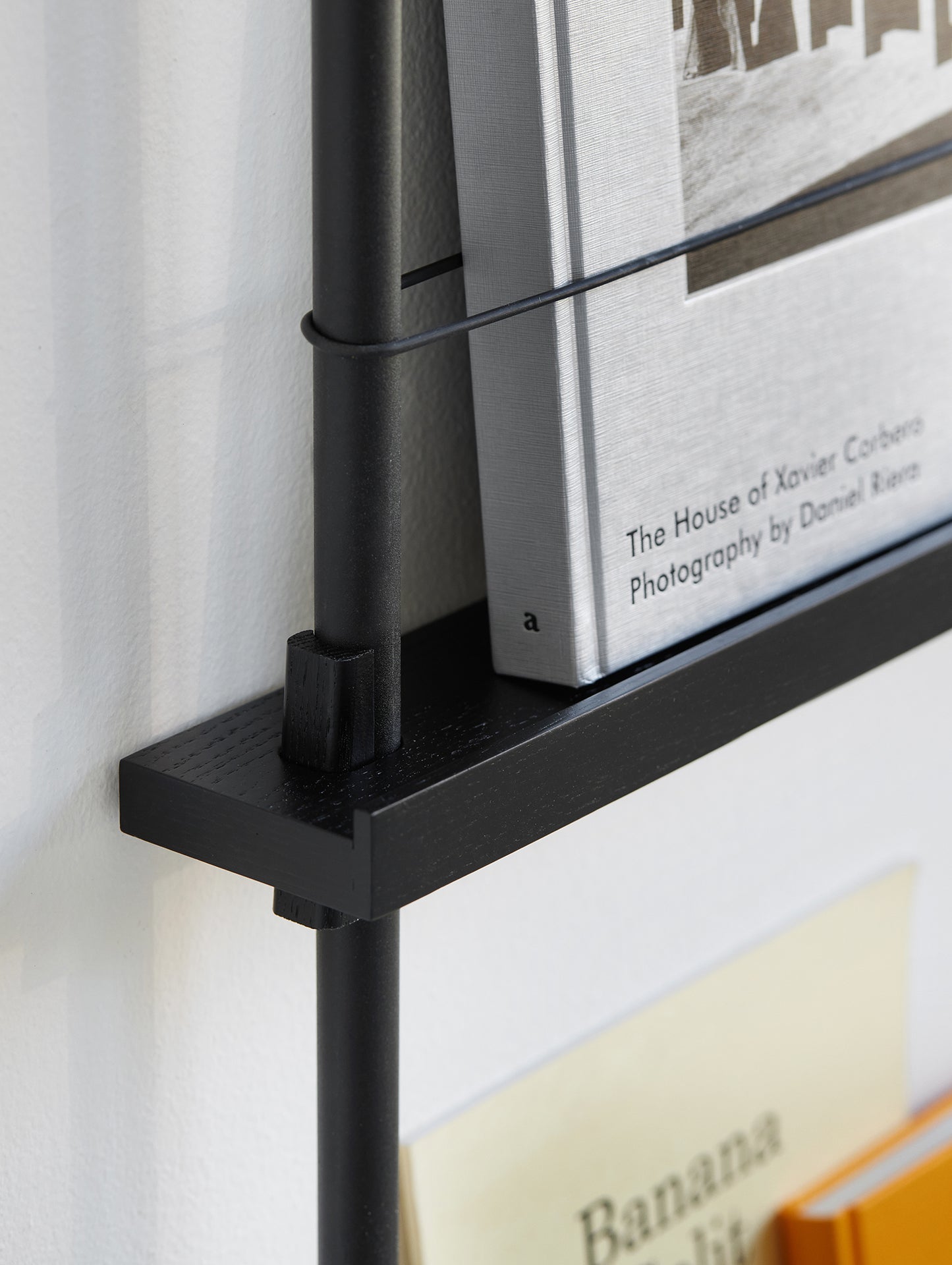 Magazine Shelving Sets (115 cm)