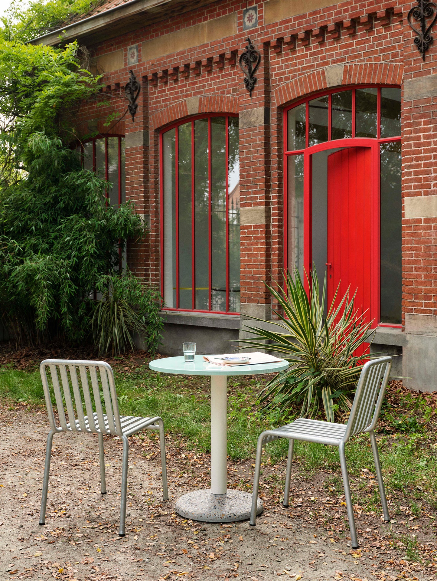 Ceramic Table by HAY - D70 cm / Light Mint