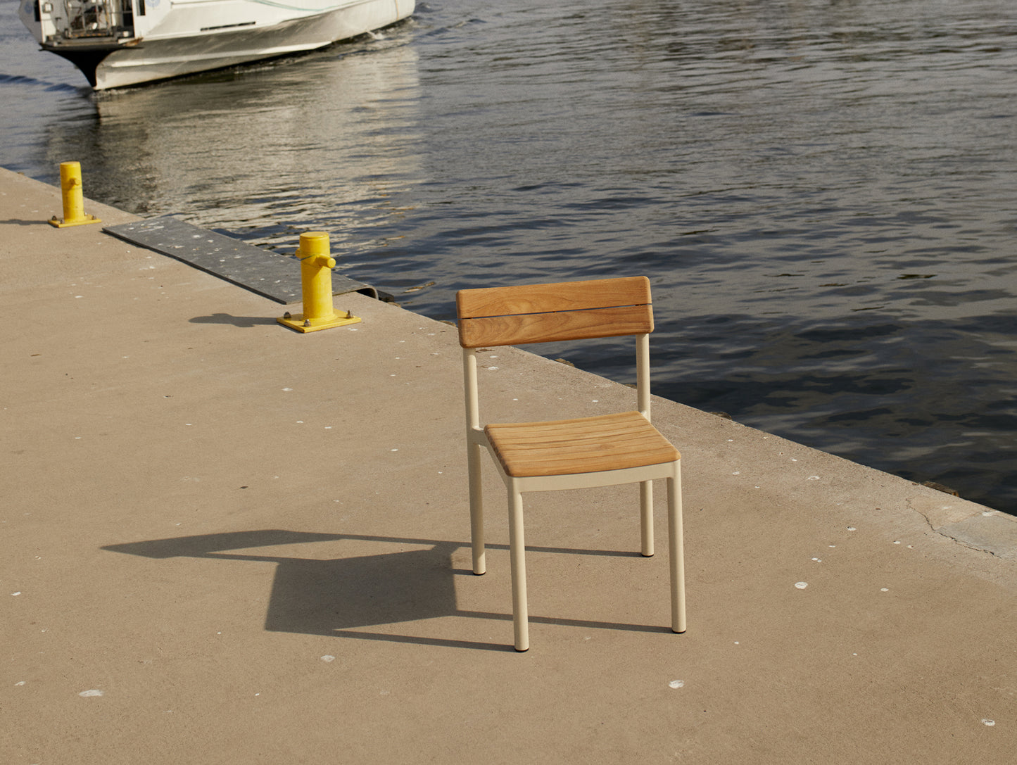 Pelagus Chair