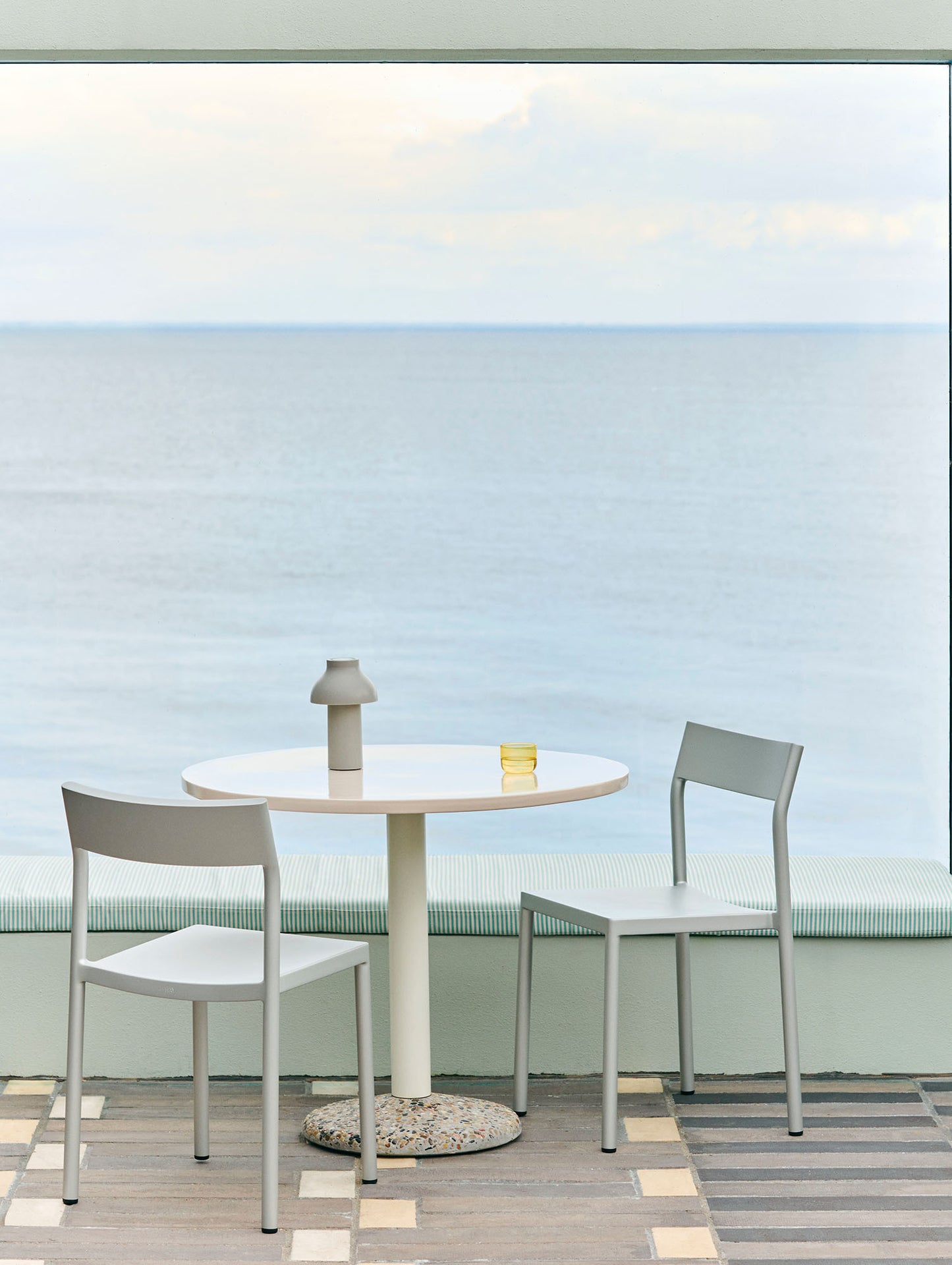 Ceramic Table by HAY - D90 cm / Warm White