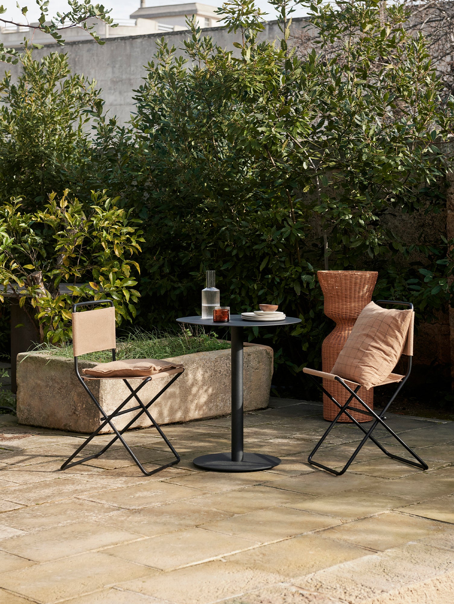 Pond Cafe Table by Ferm Living - Black