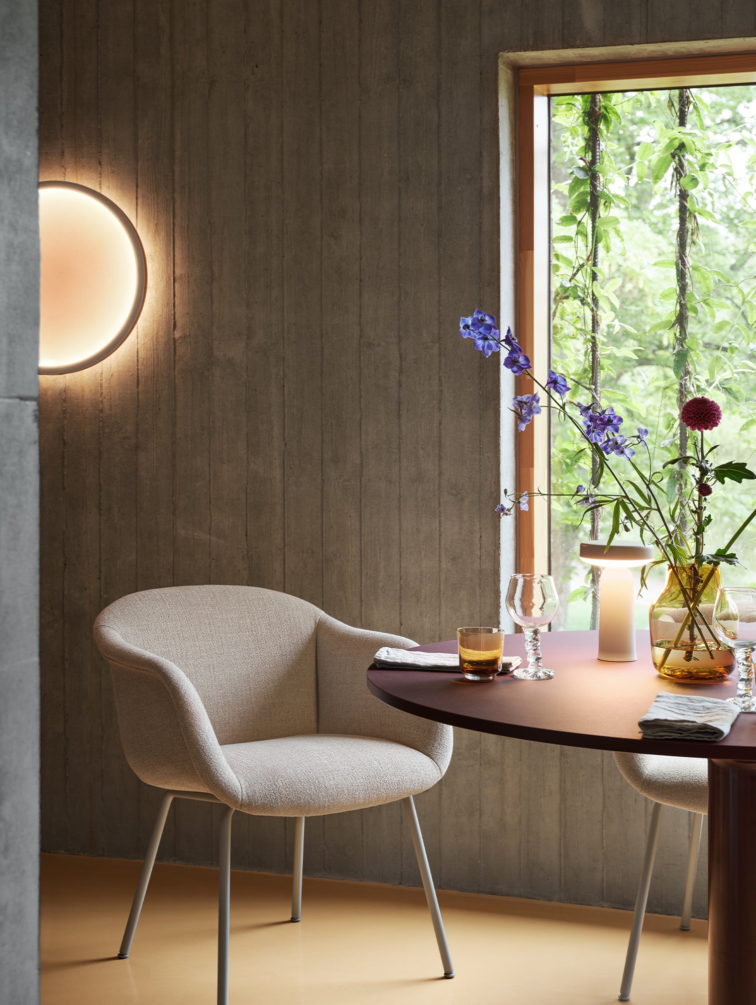 Calm Wall Lamp by Muuto - D50cm / White Shade / Orange Edge