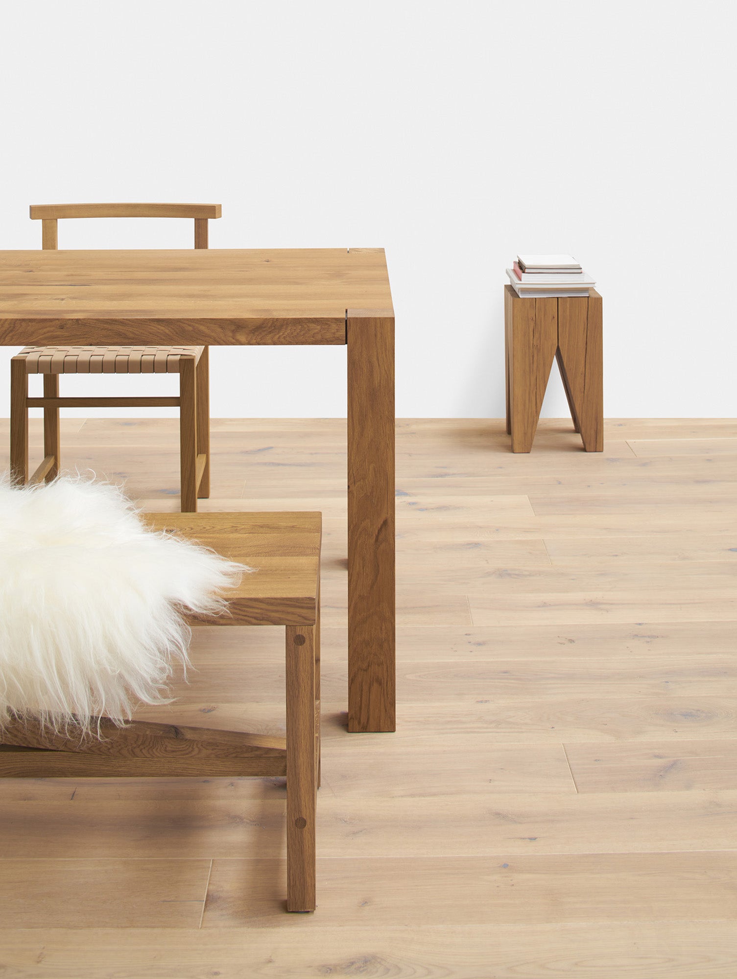 TA22 Holborn Table by E15