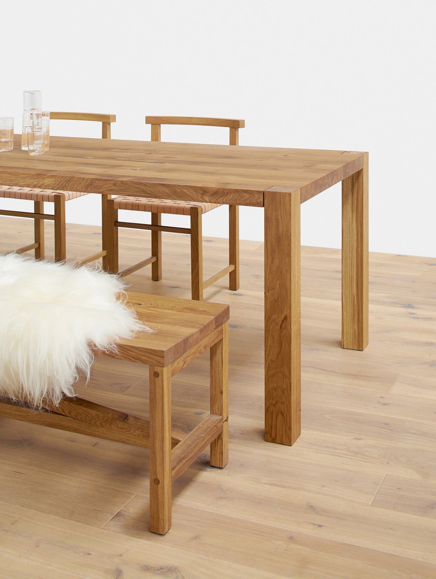 TA22 Holborn Table by E15