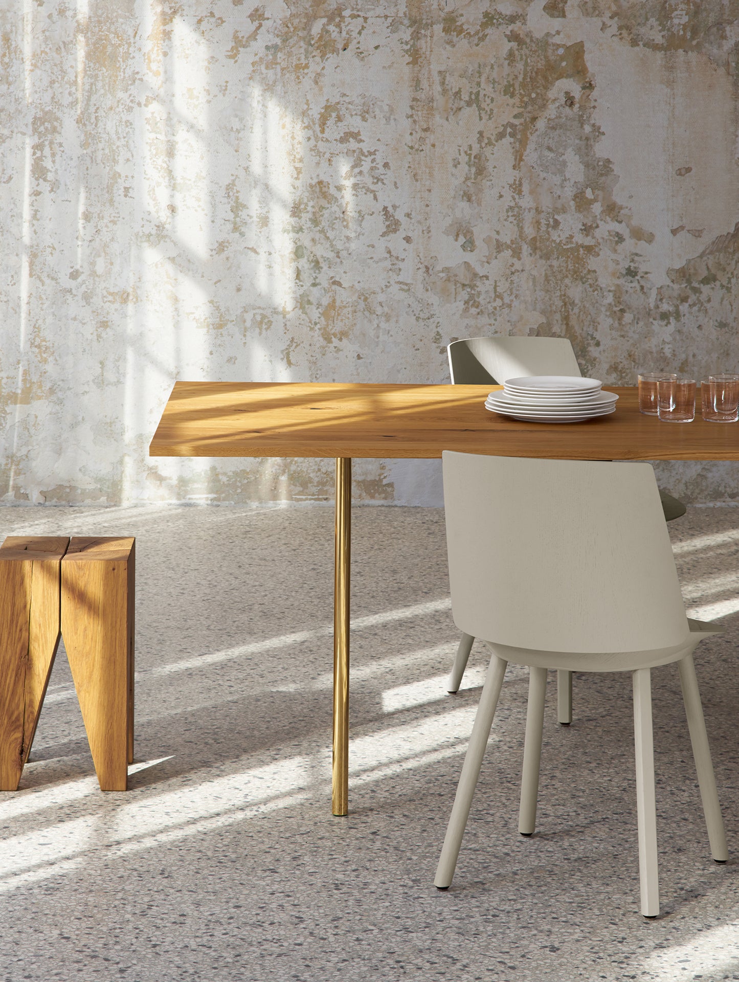 CH04 Houdini Chair by e15