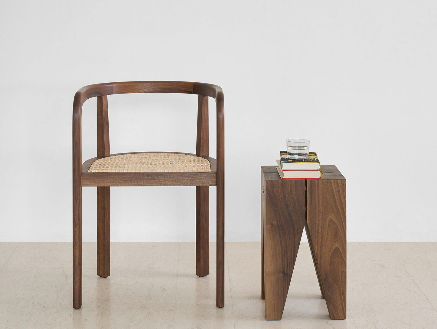 Backenzahn Side Table