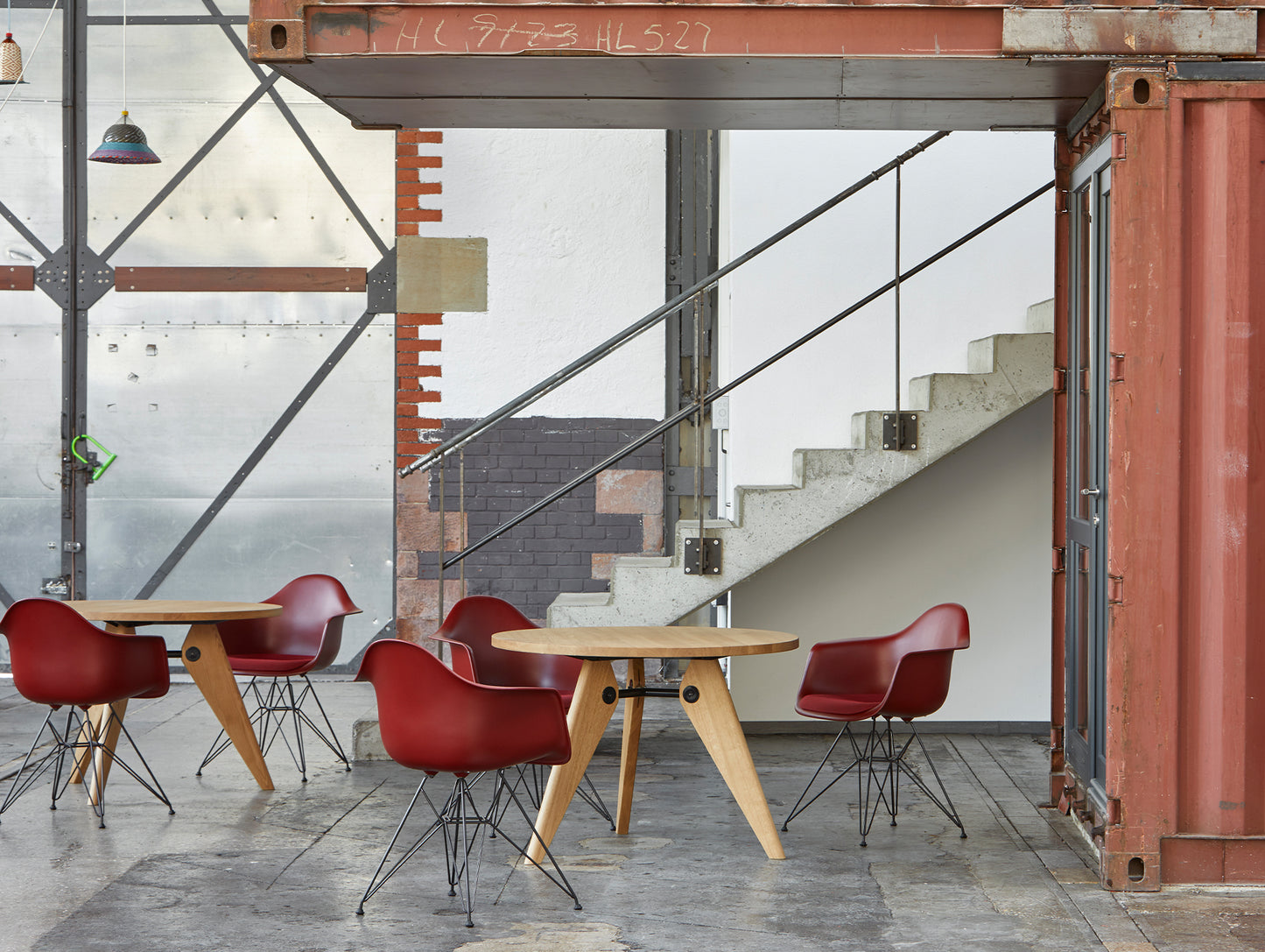 Eames DAR Plastic Armchair RE by Vitra