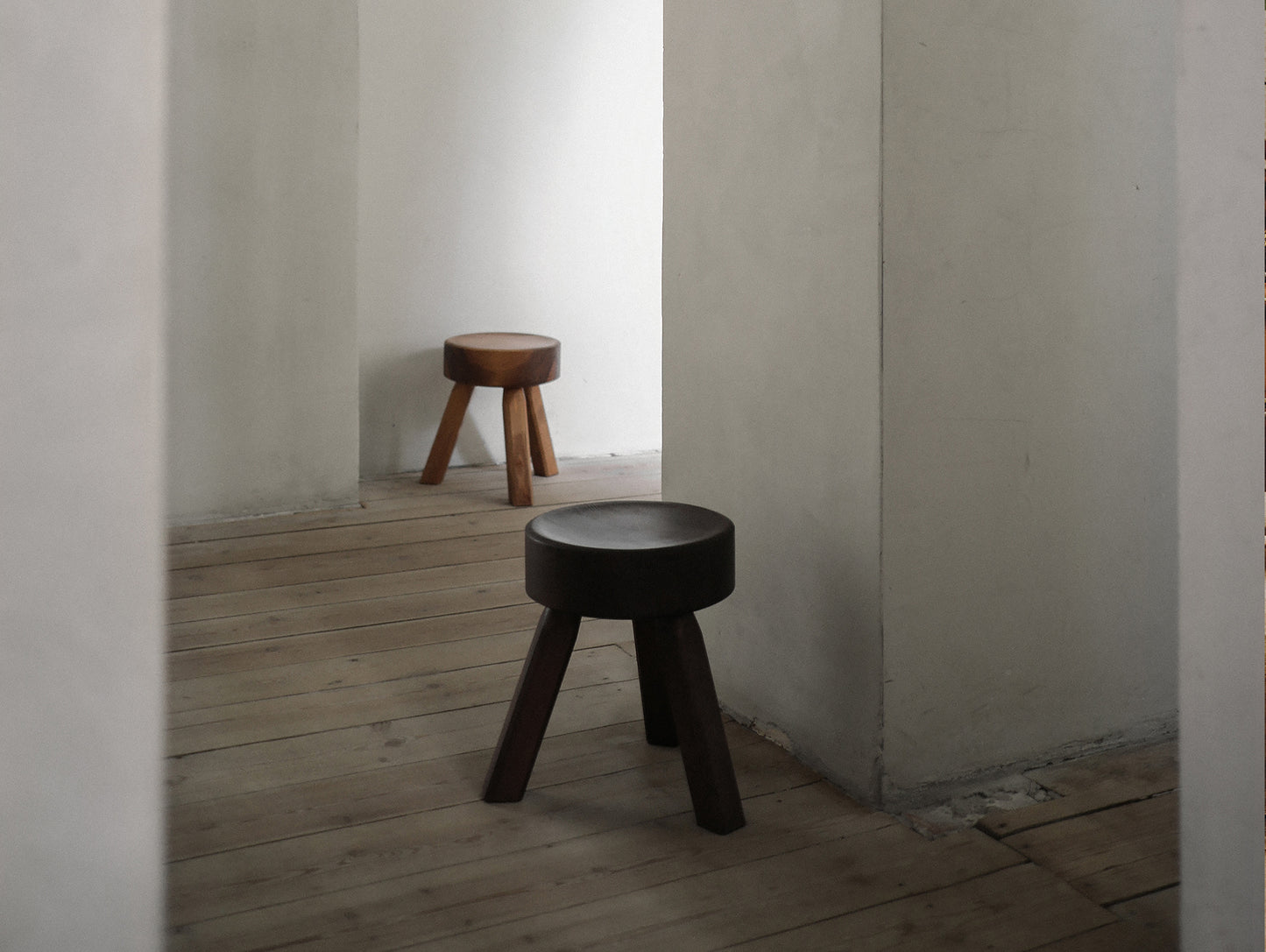 Frama AML Stool - Oiled Pine and Dark Oiled Pine