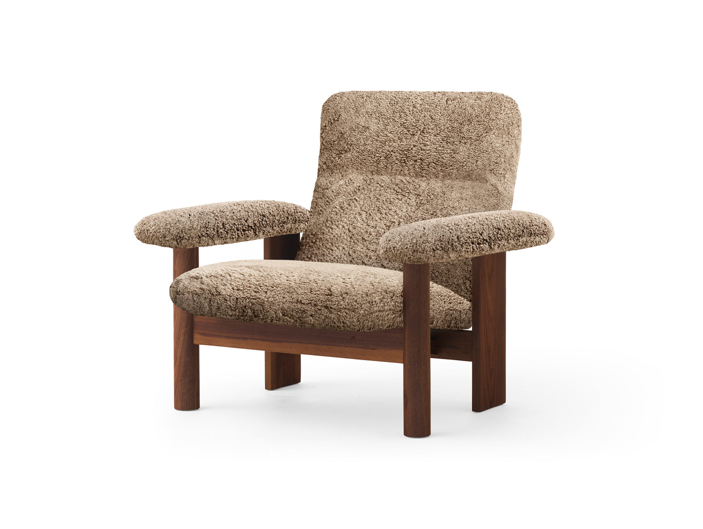 Brasilia Lounge Chair / Lacquered Walnut / Sheepskin Sahara by Menu