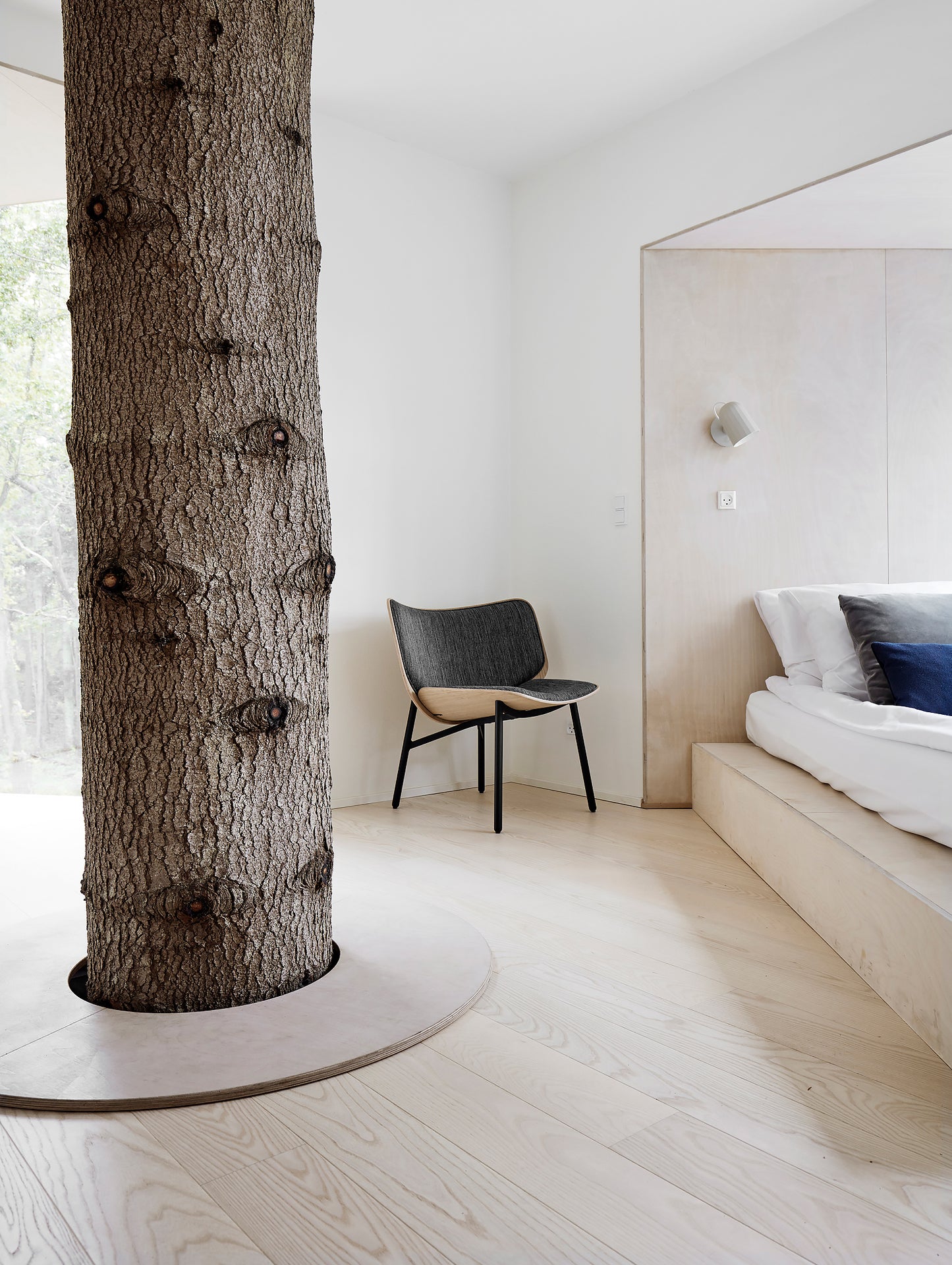 Dapper Lounge Chair by HAY