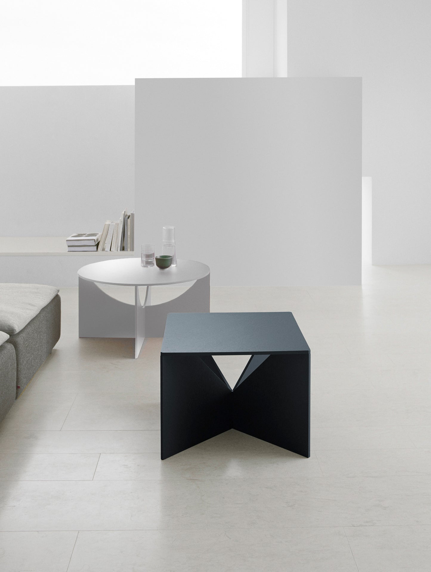 FK04 Calvert Coffee Table