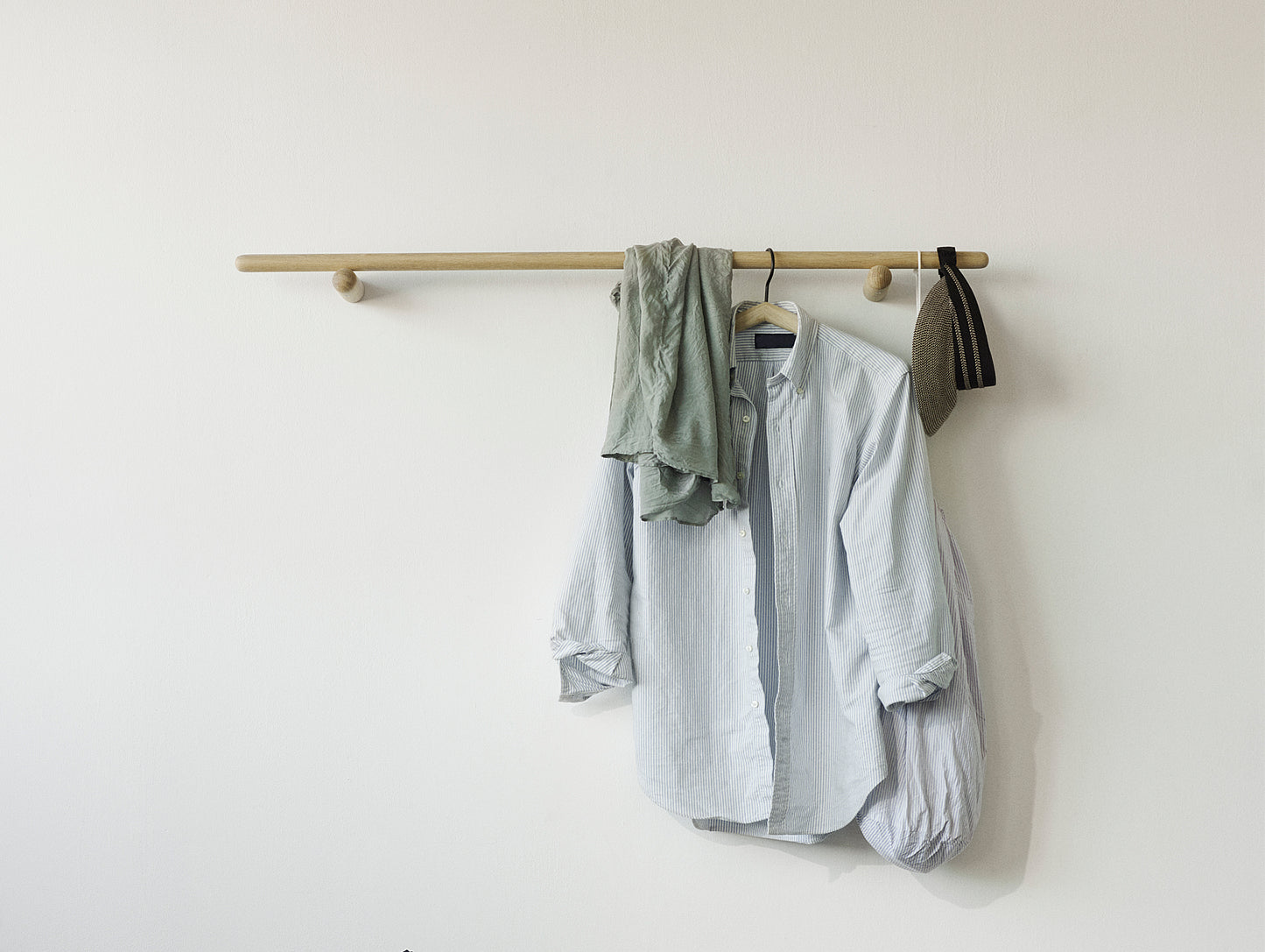 Georg Coat Rack