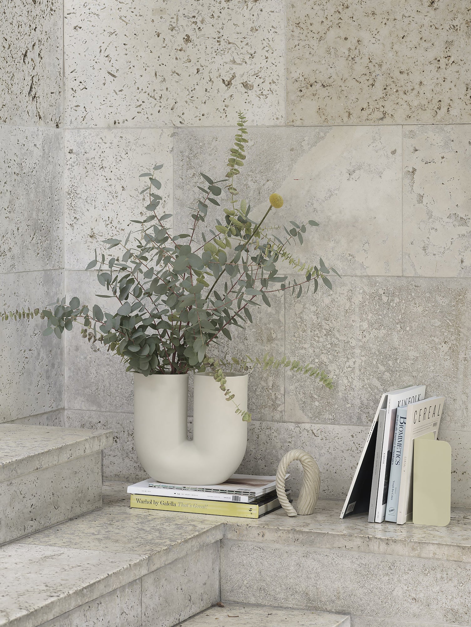 Sand Kink Vase by Muuto