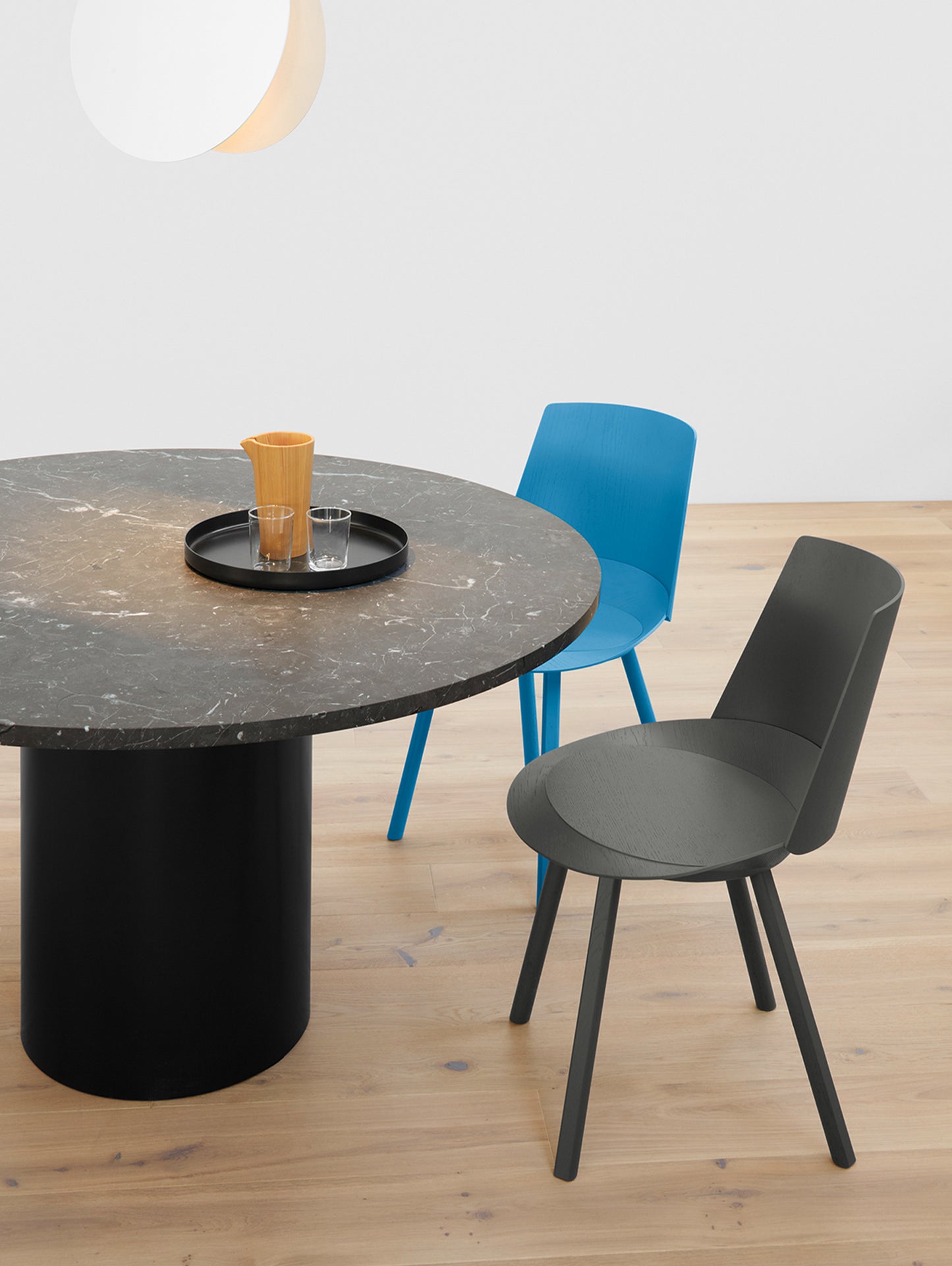 CH04 Houdini Chair by e15