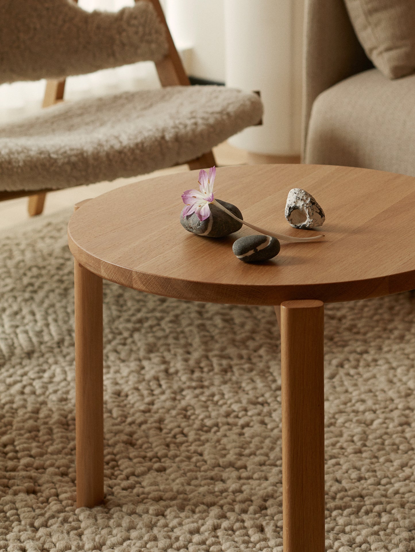Passage Lounge Table by Menu - D50 cm / natural oak