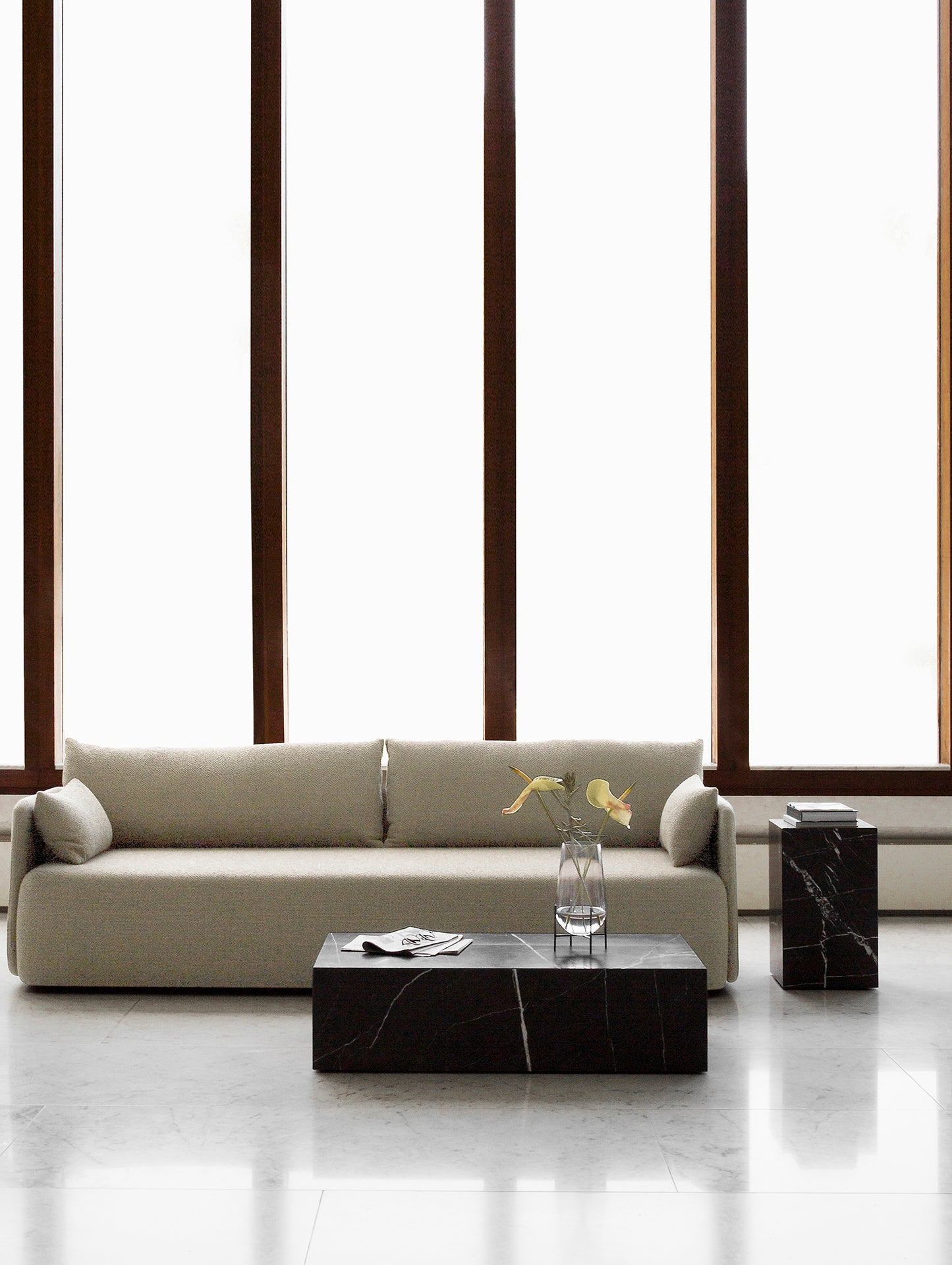 Marble Plinth Low - Nero Marble - by Menu