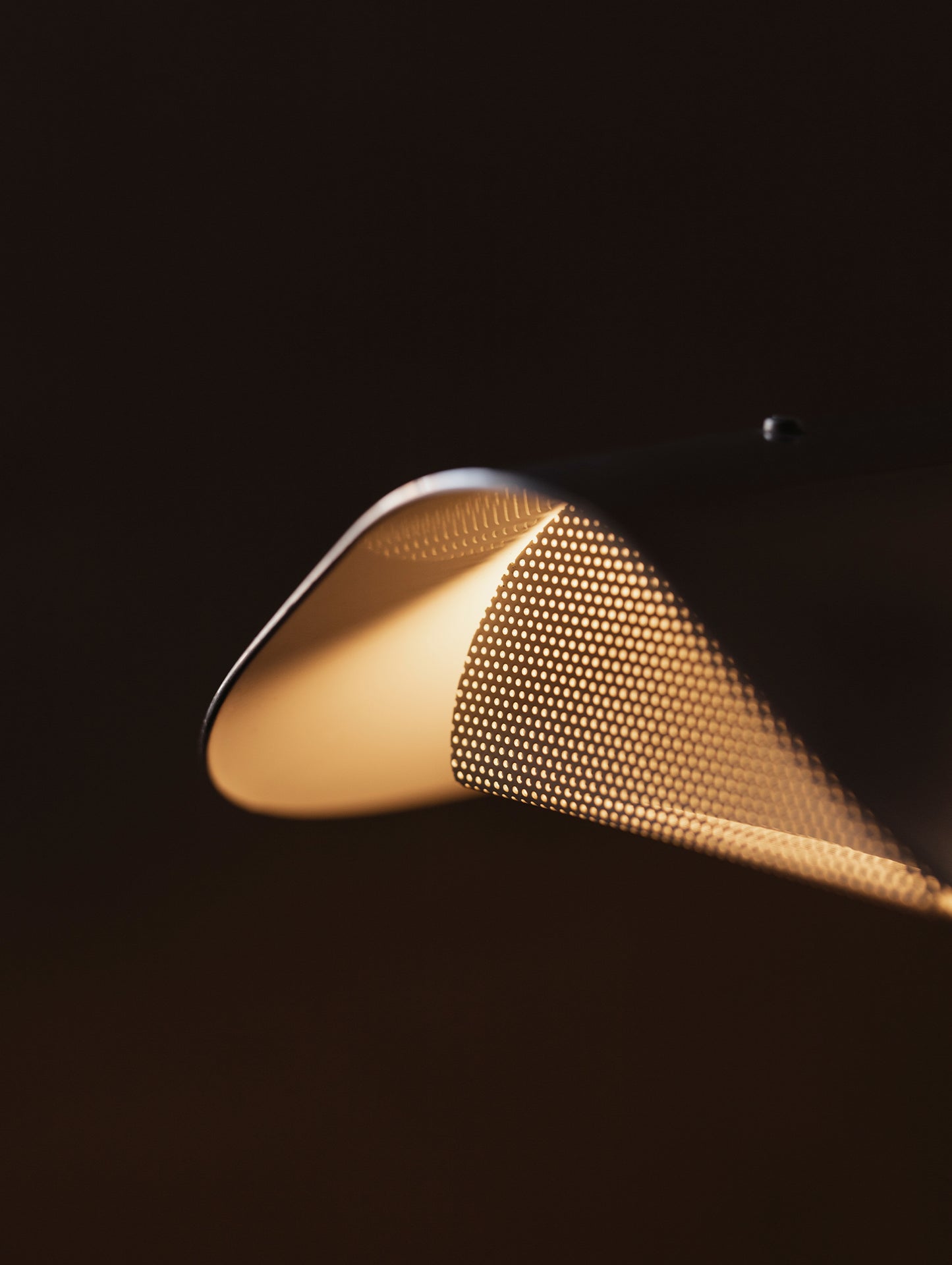 Wing Floor Lamp