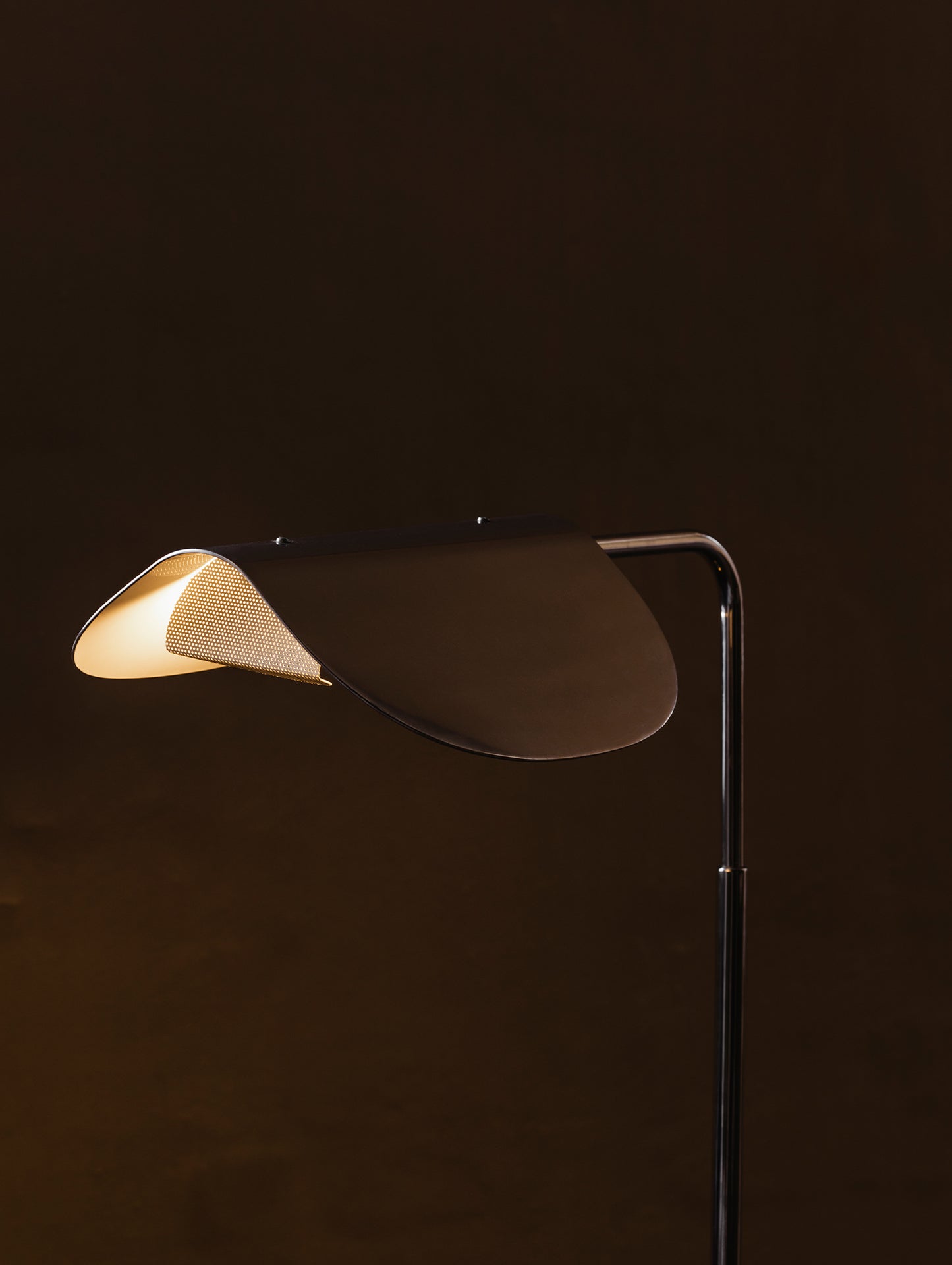 Wing Floor Lamp