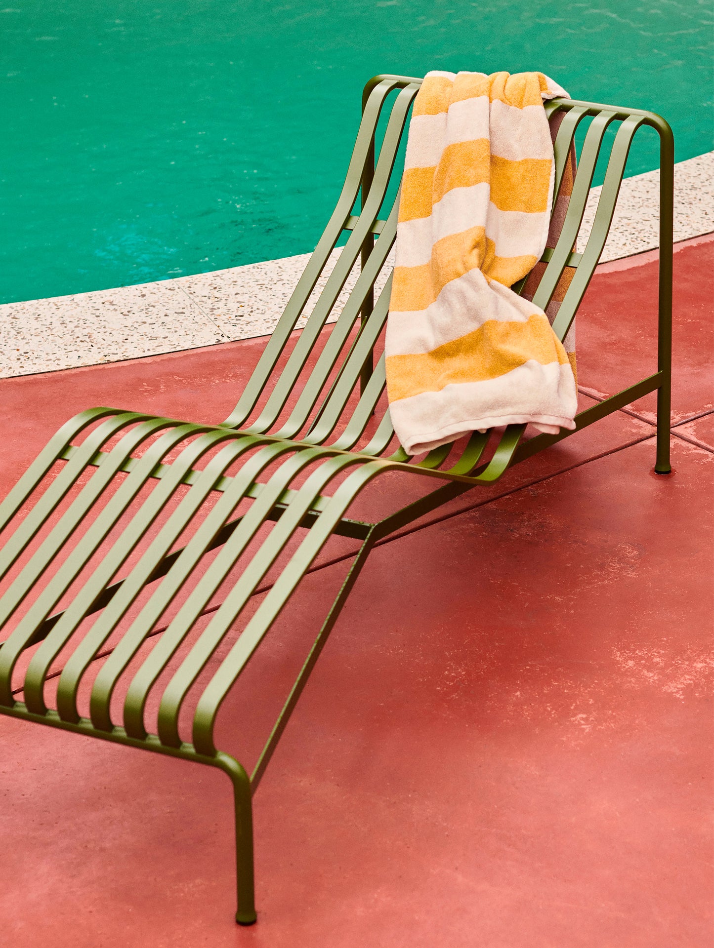 HAY Palissade Chaise Longue in Olive