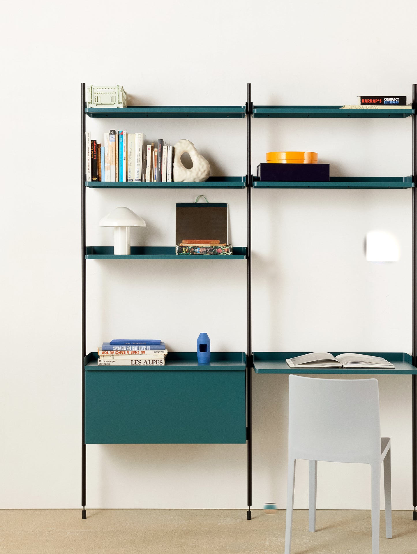 Pier System 1001 by HAY - Black Anodised Aluminium Uprights / PS Blue
