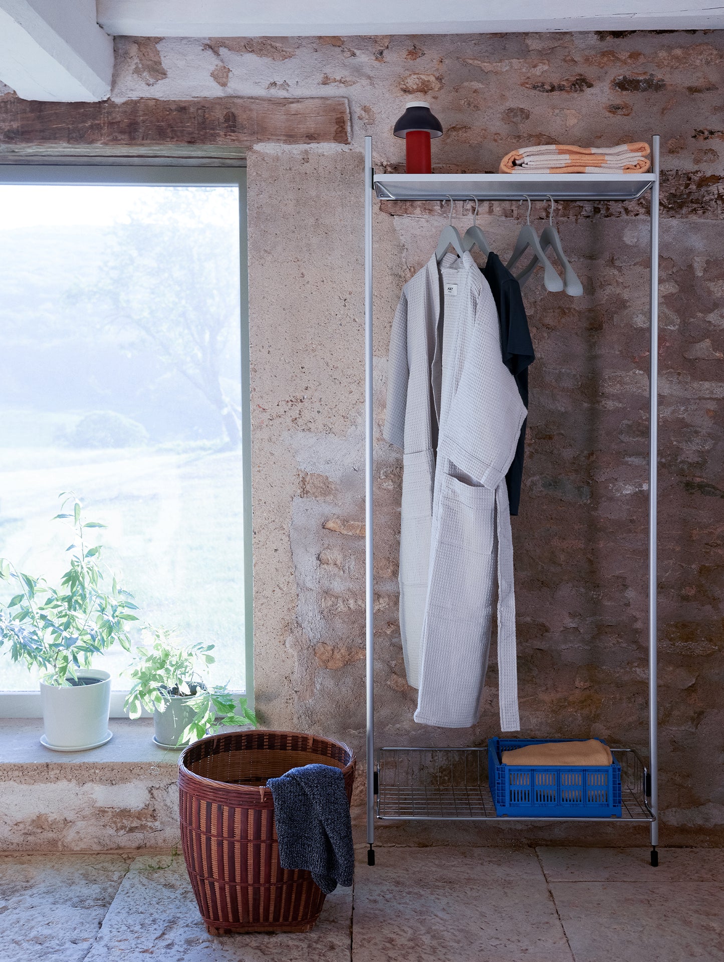Pier System by HAY - Clear Anodised Aluminium Uprights / PS white with Chromed Wire Shelf