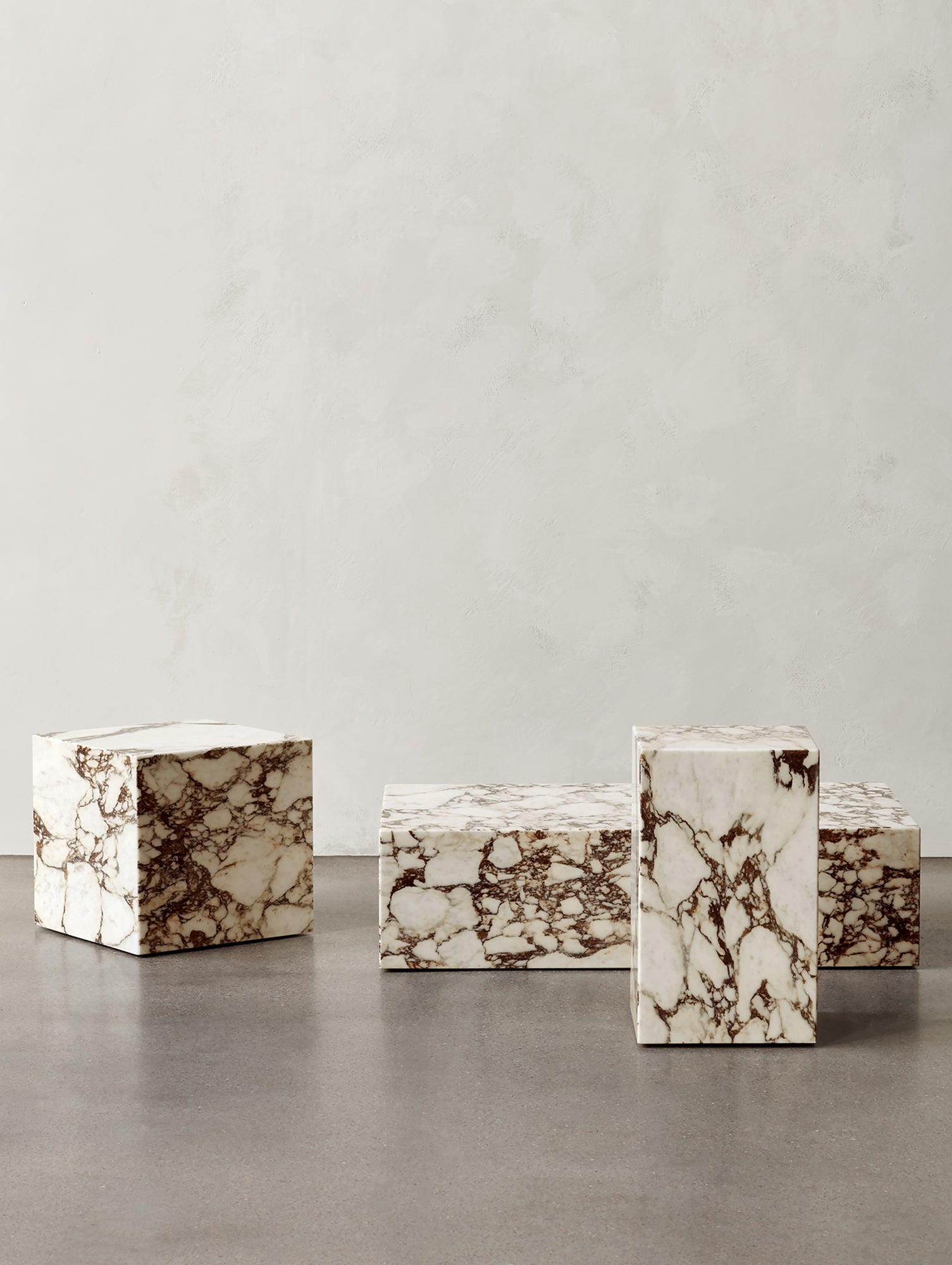 Plinth Tall - Rose Calacatta Viola Marble - Menu