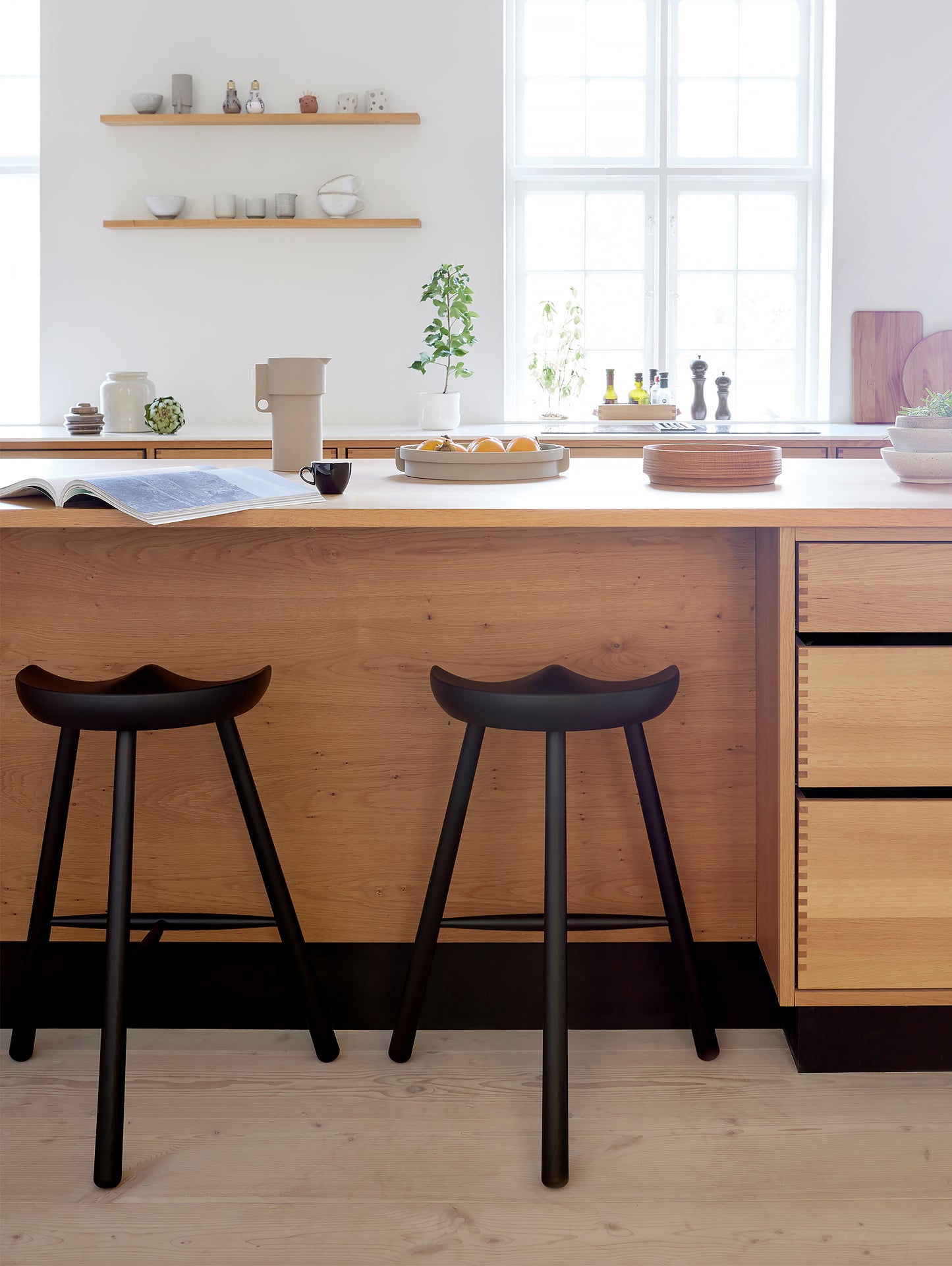 Shoemaker Chair No.68 - Black Stained Beech