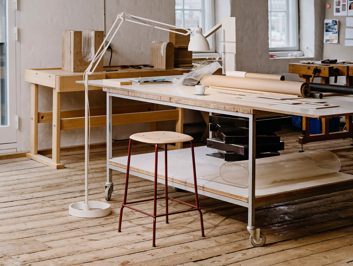 Soft Edge 80 (Steel Bar Stool)