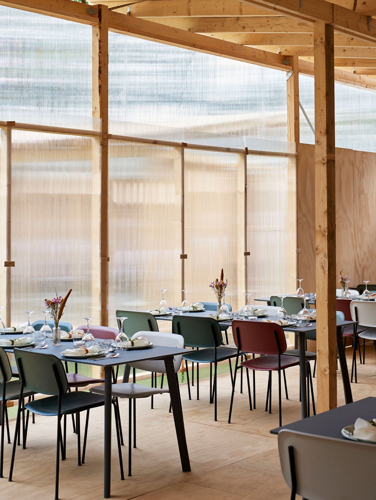 Copenhague Deux Table CPH 210 by HAY