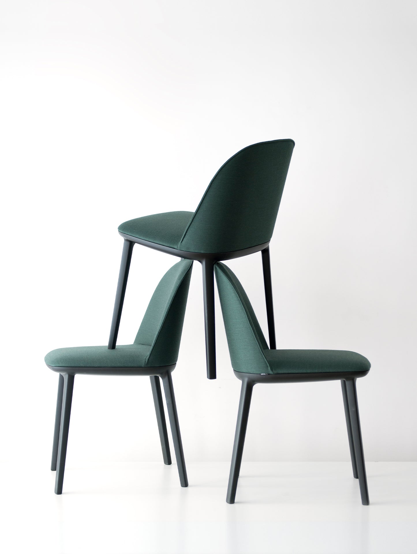 Softshell Side Chair by Vitra - Aura Hunger Green