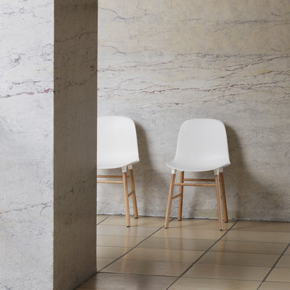 Form Chair Wood by Normann Copenhagen - Oak Base / White