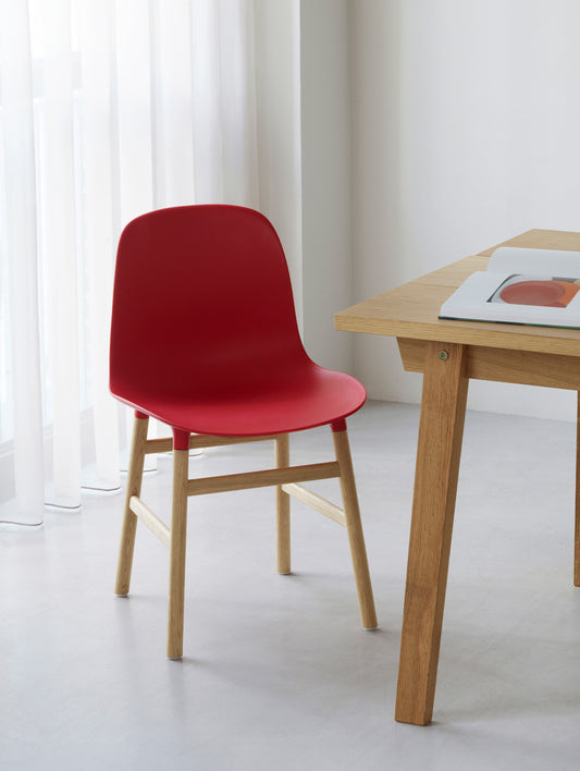 Form Chair Wood by Normann Copenhagen - Lacquered Oak Base / Bright Red