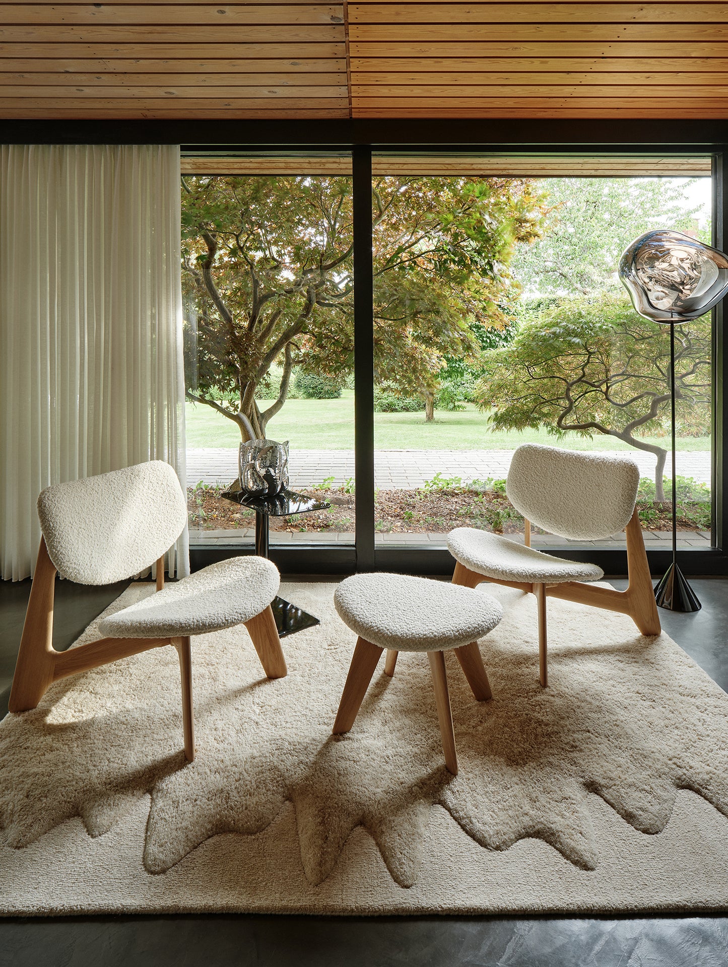 Slab Lounge Chair by Tom Dixon - Natural Oak / Elle 200