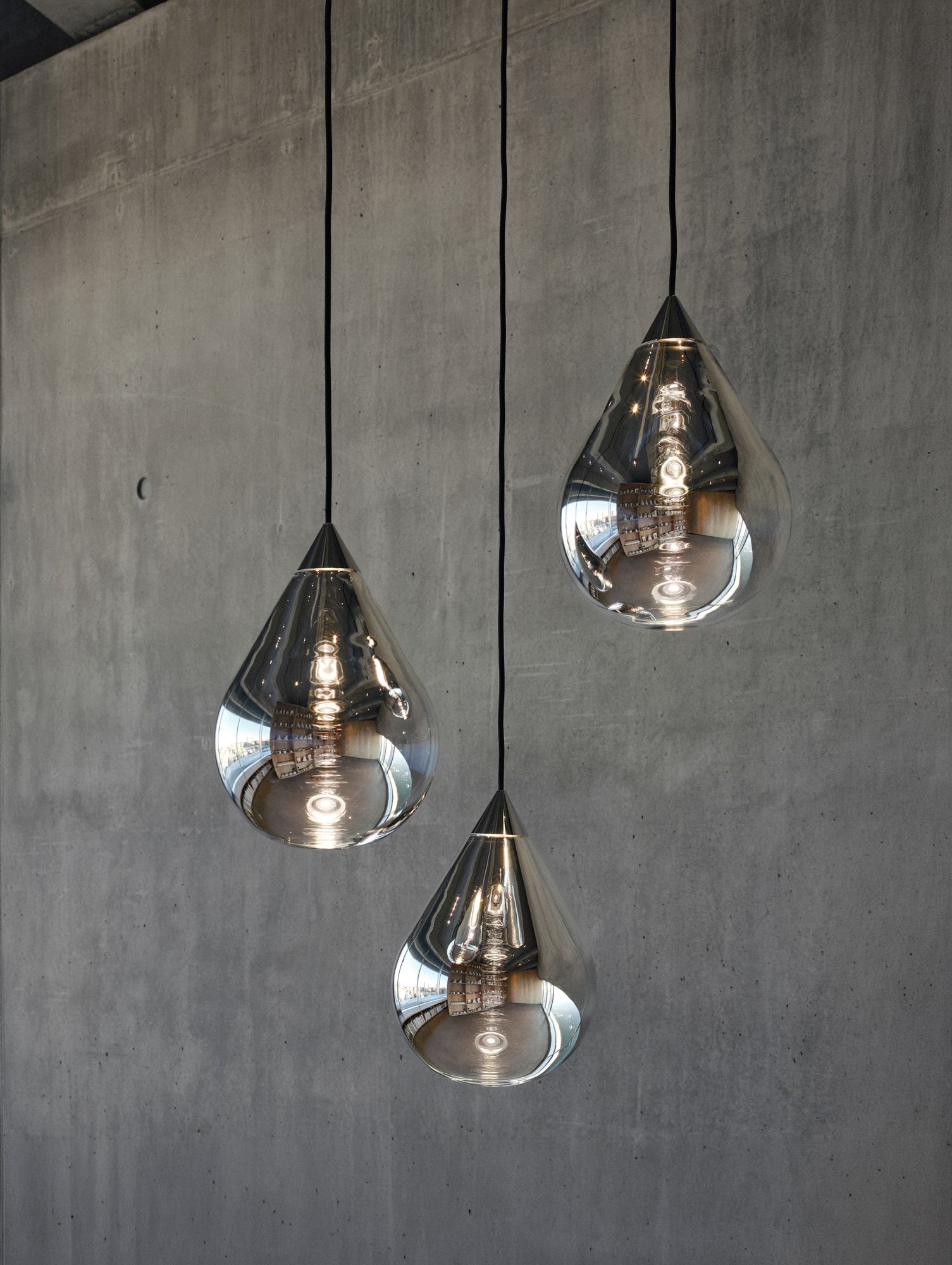 Flare Bead Silver LED Pendant Light by Tom Dixon