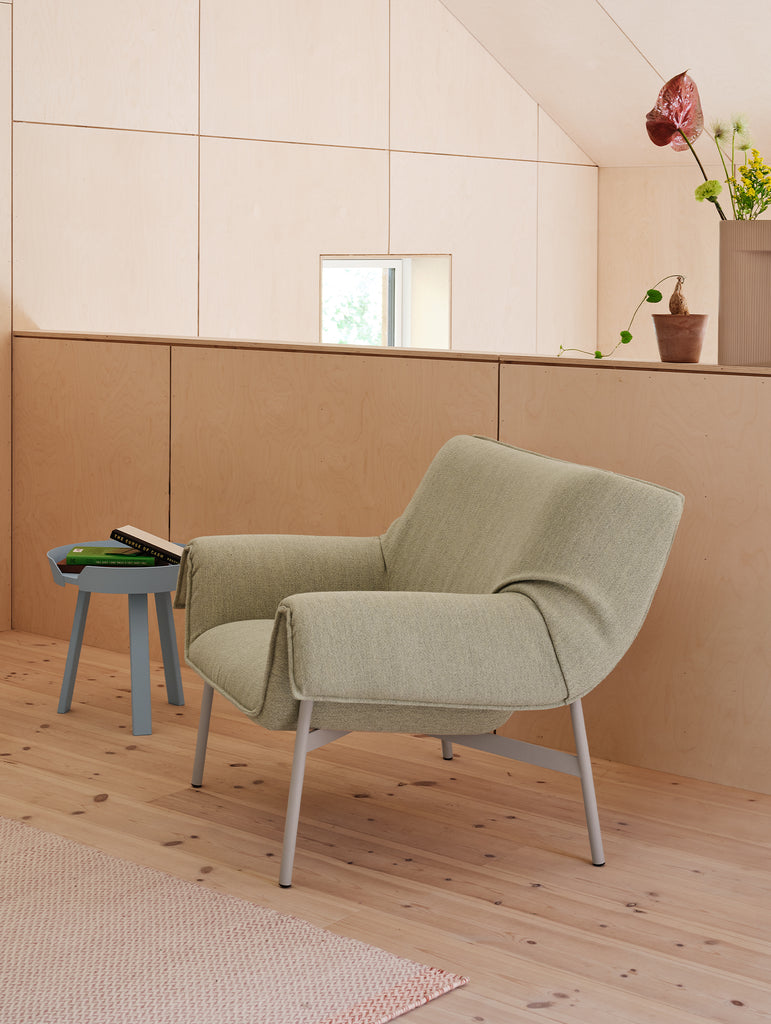 Wrap Lounge Chair by Muuto - Ecriture 910 / Grey Base