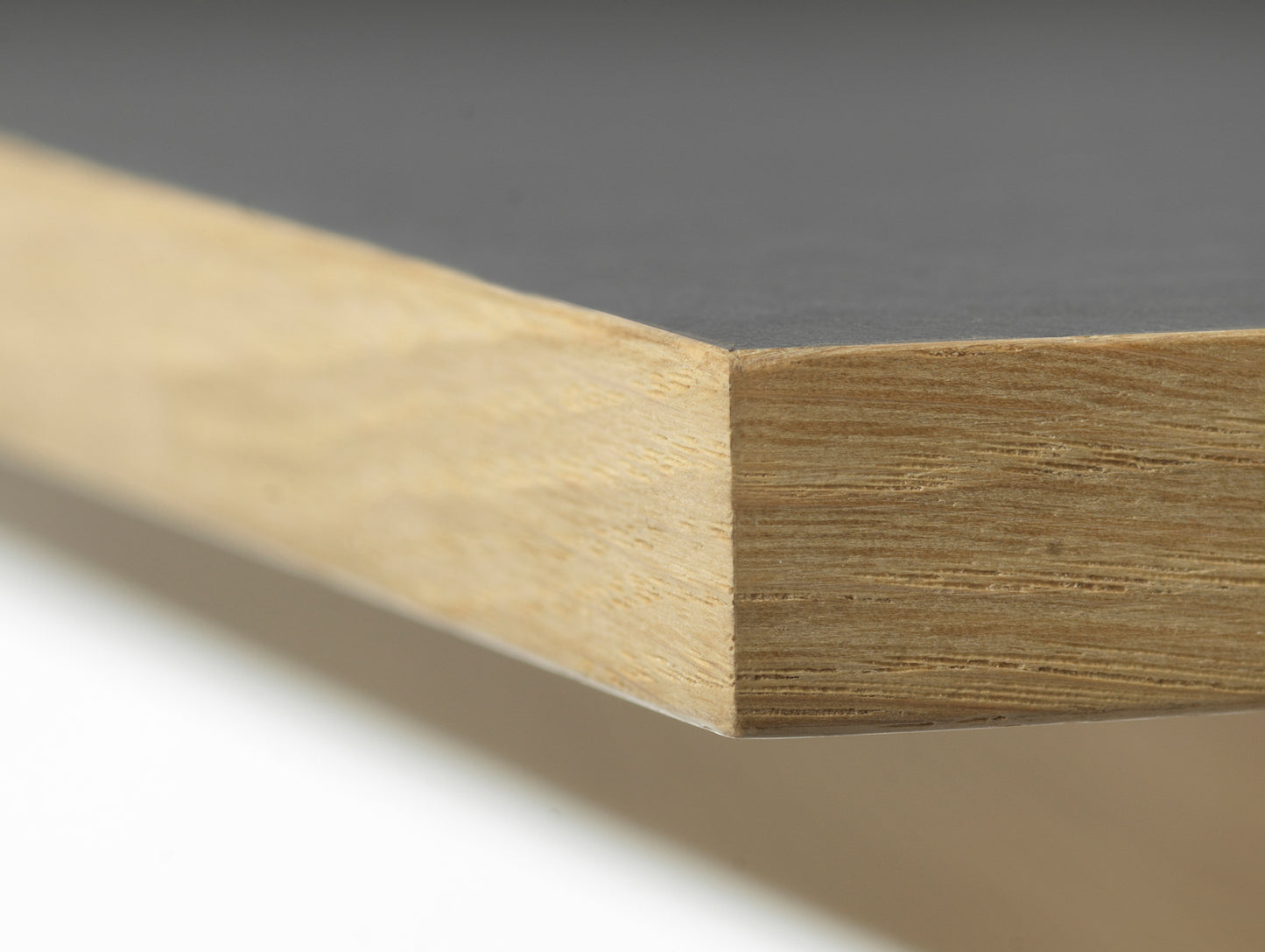 C68 Norrebro Desk by FDB Mobler - Nero Linoleum Tabletop