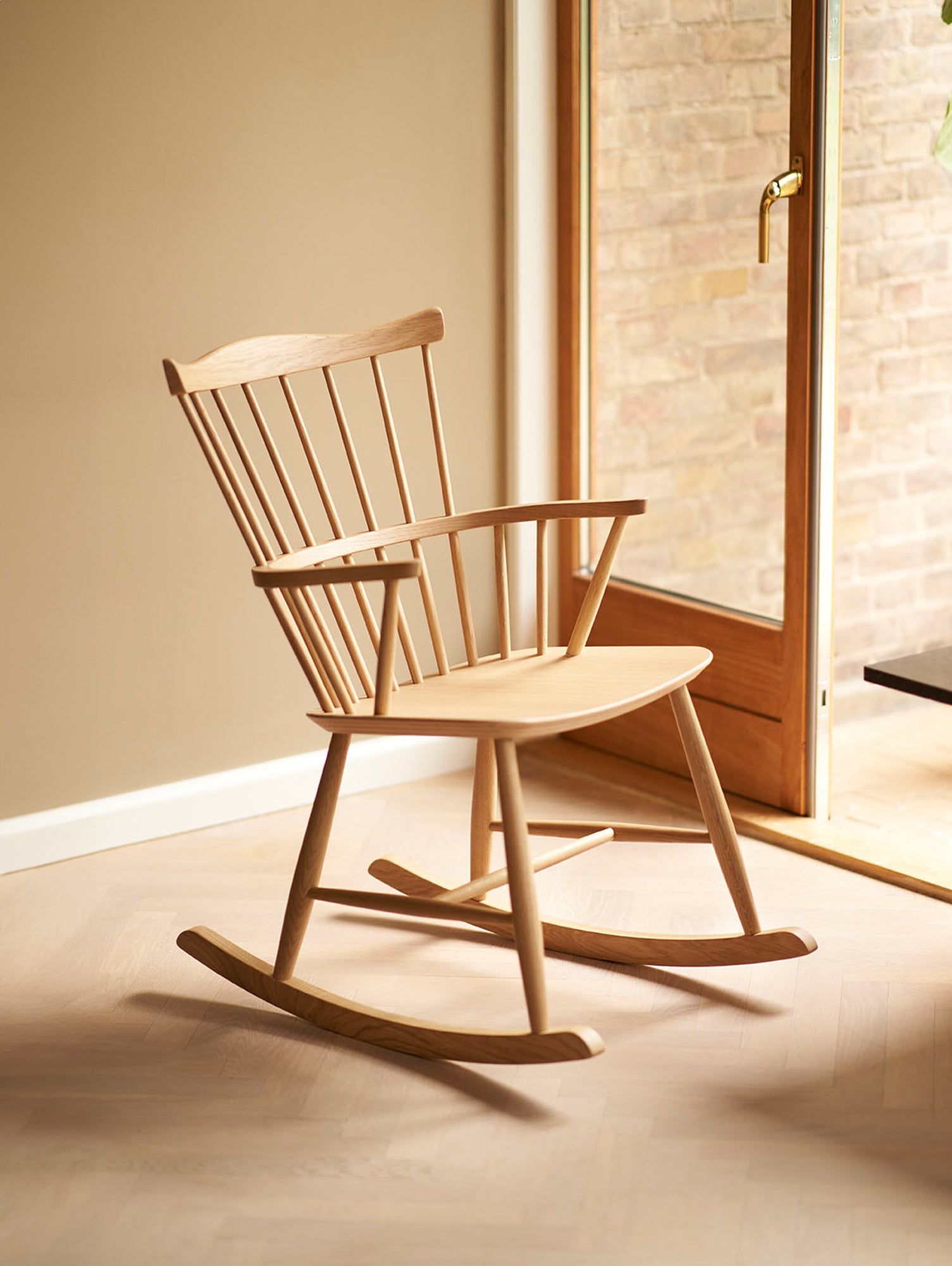 J52G Rocking Chair by FDB Mobler - Oiled Oak