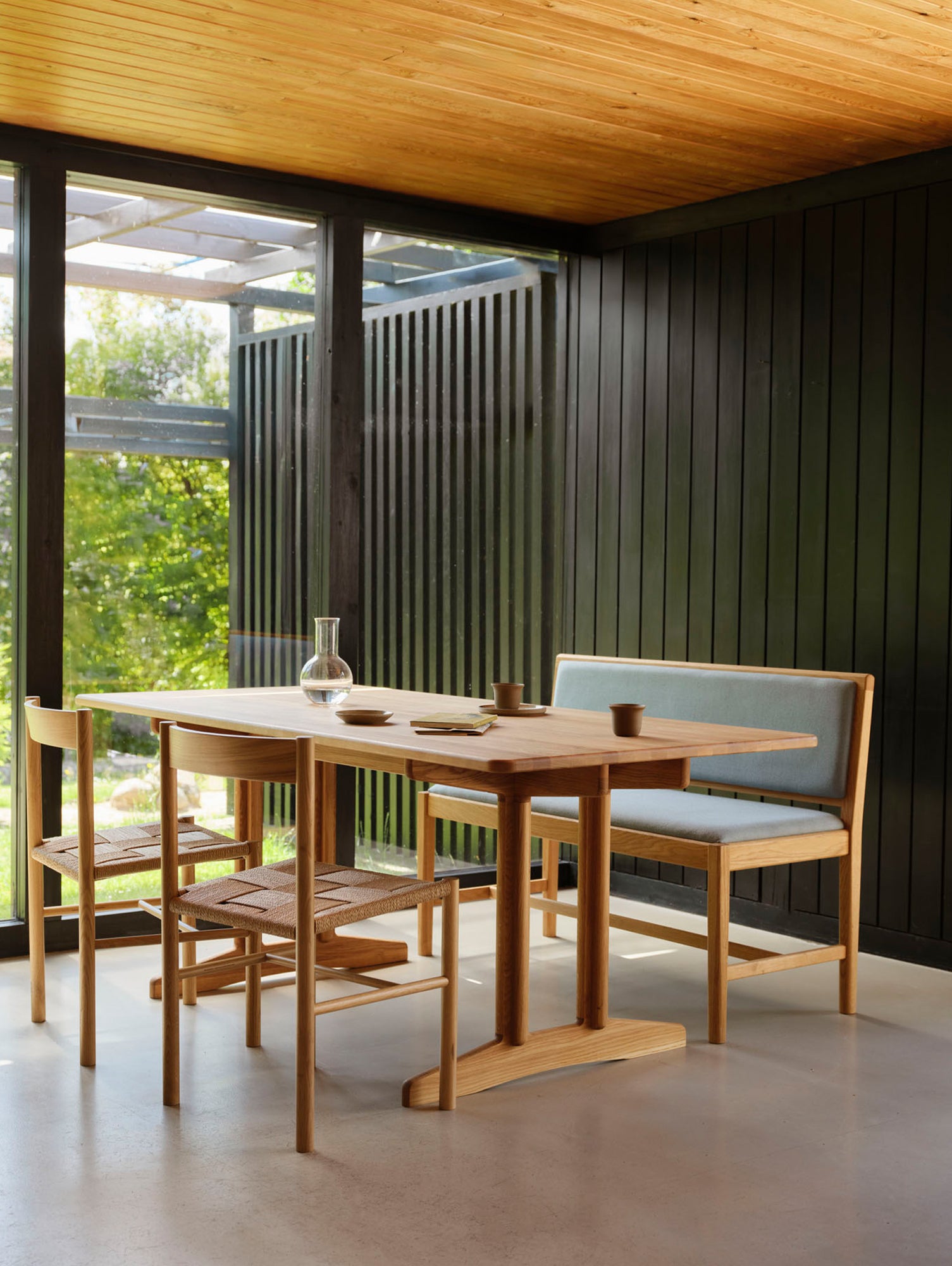 J176 Sonderborg Bench by FDB Mobler - Lacquered Oak / Ploegwool Blue 04