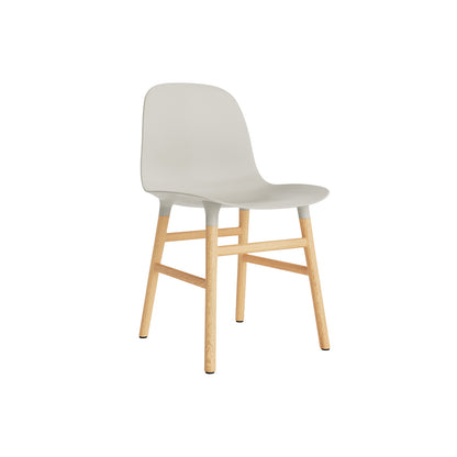 Form Chair Wood by Normann Copenhagen - Lacquered Oak Base / Light Grey