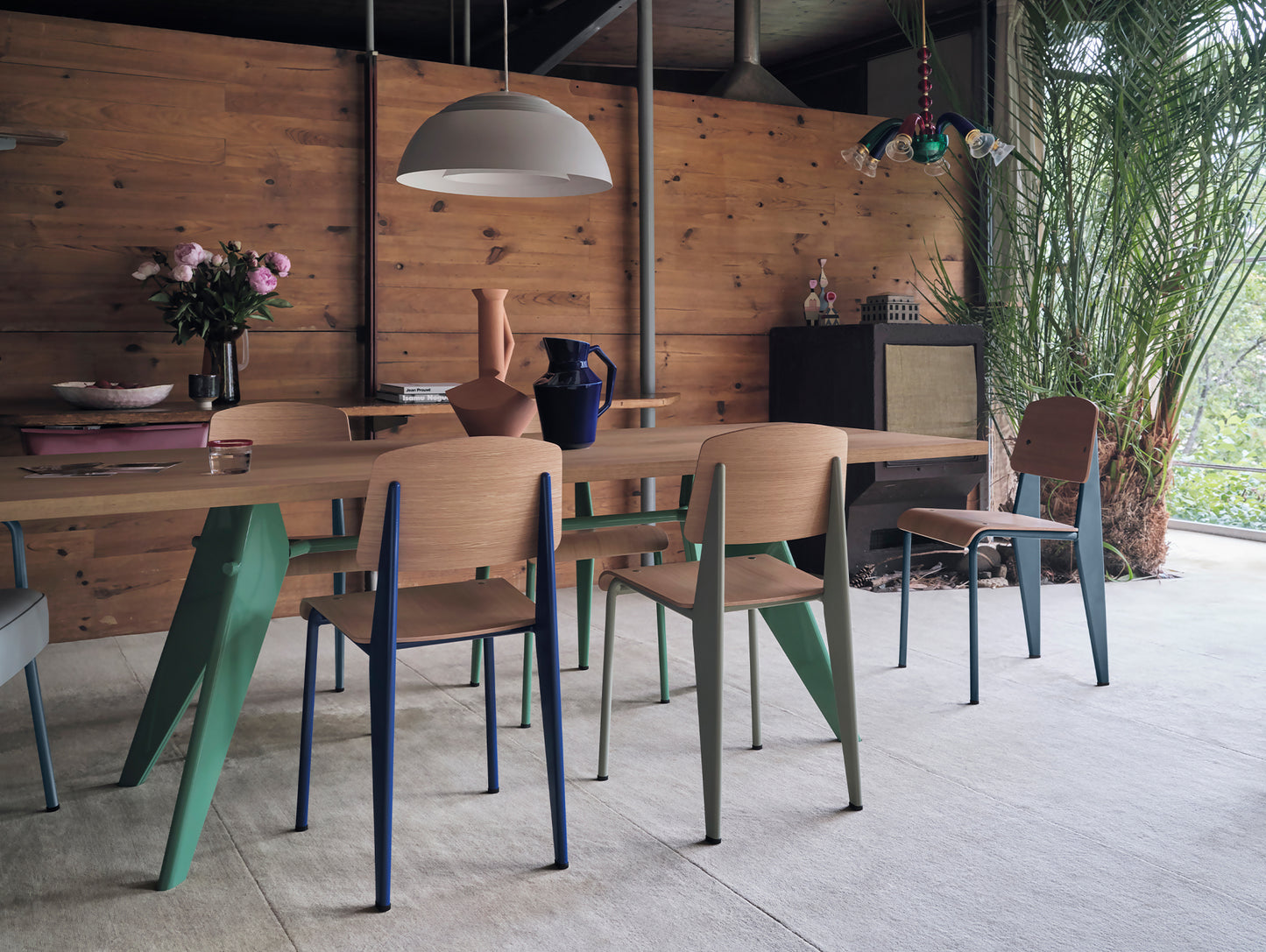 EM Table by Vitra - Solid Oak Tabletop / Ble Vert Base