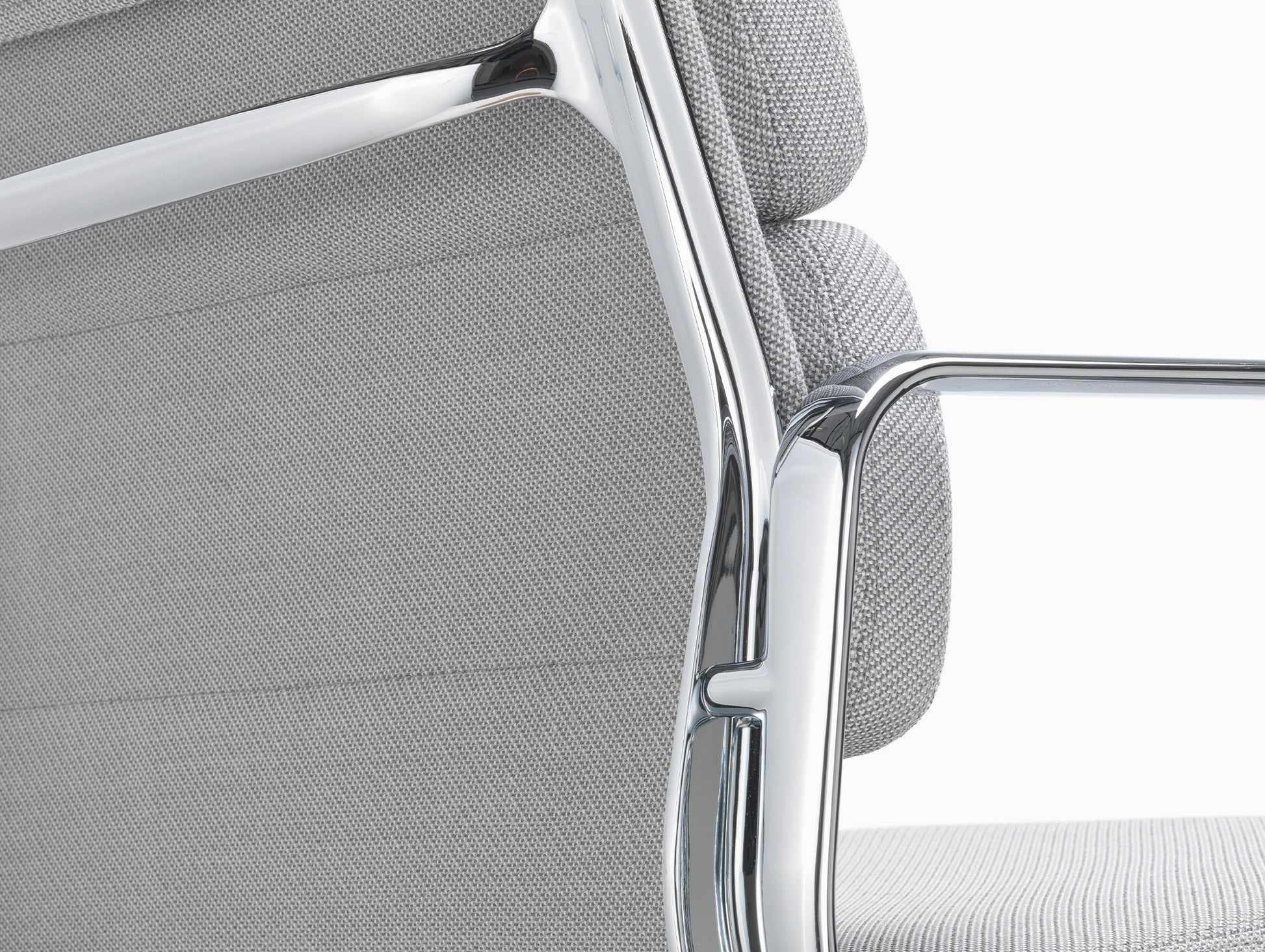 Soft Pad Work Chair EA 217 by Vitra - Chromed Aluminium / Track Mid Grey / Cream (F120)