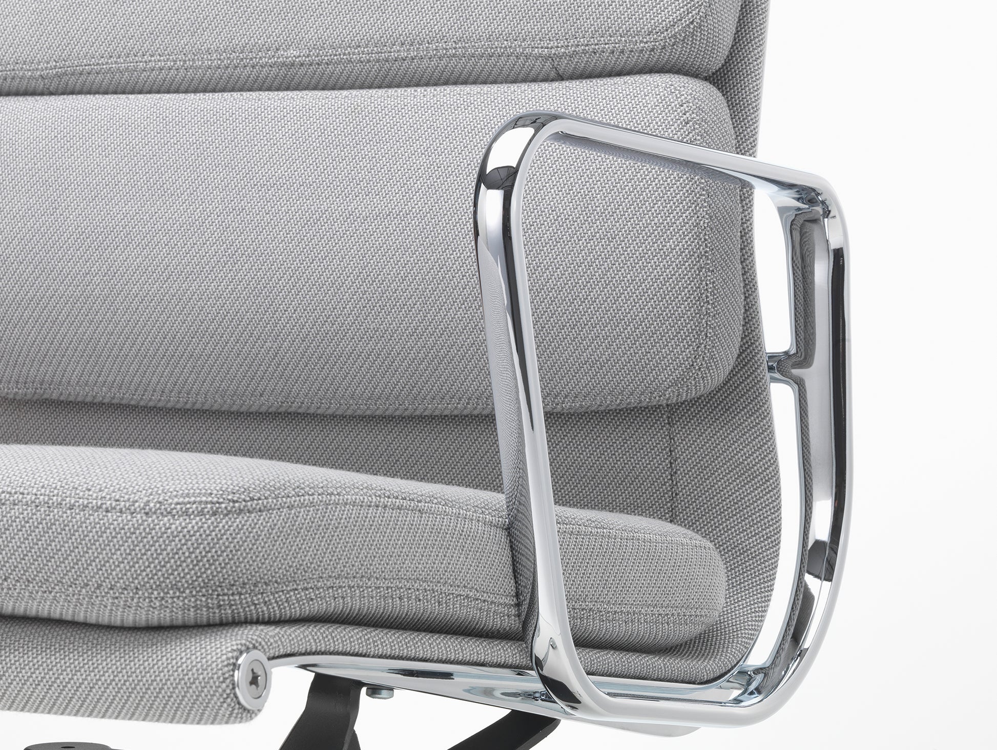 Soft Pad Work Chair EA 217 by Vitra - Chromed Aluminium / Track Mid Grey / Cream (F120)