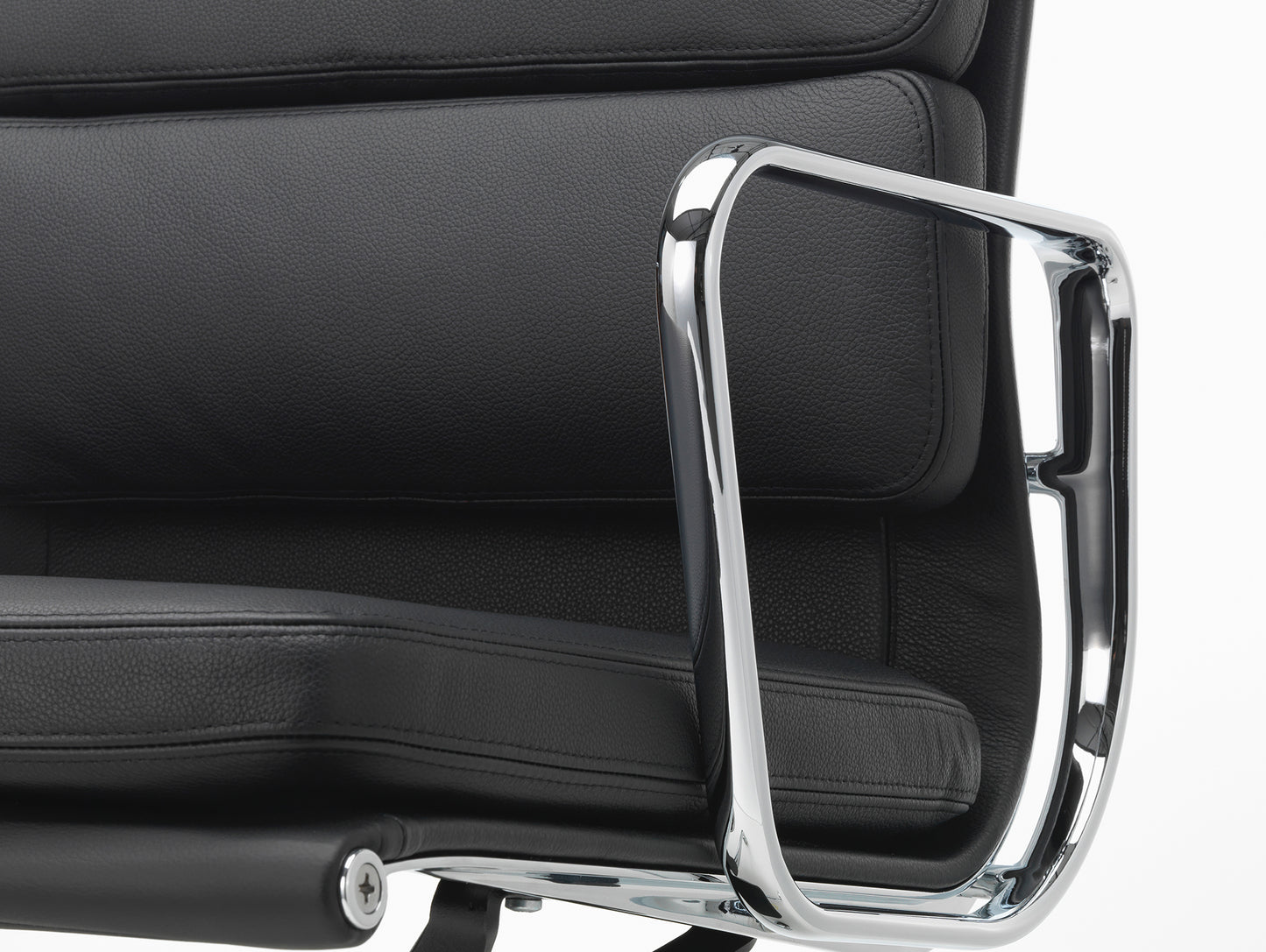 Soft Pad Work Chair EA 217 by Vitra - Chromed Aluminium / Seat: Nero Leather / Back: Plano Nero (L20)